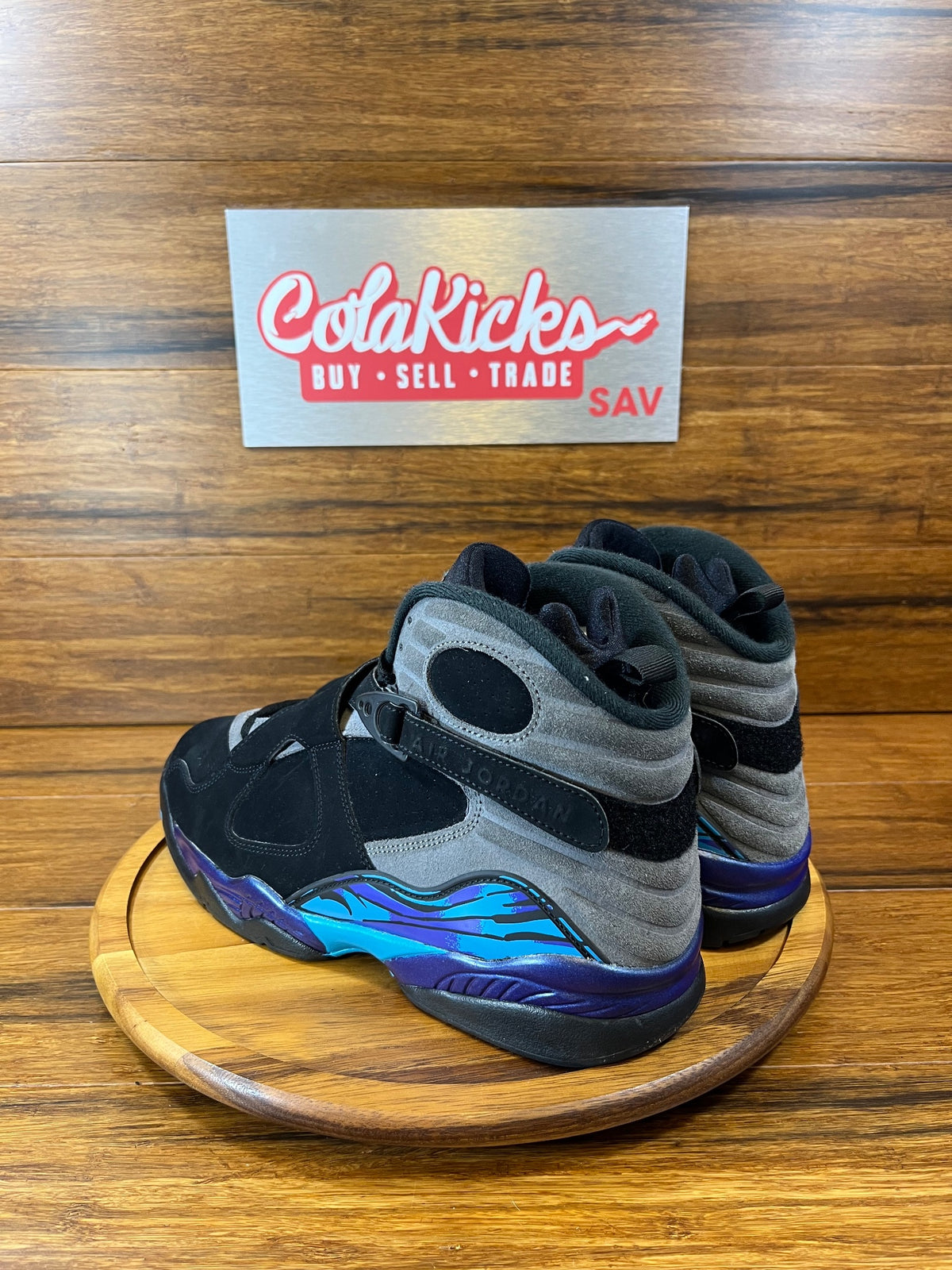 Jordan 8 Retro Aqua (2025)