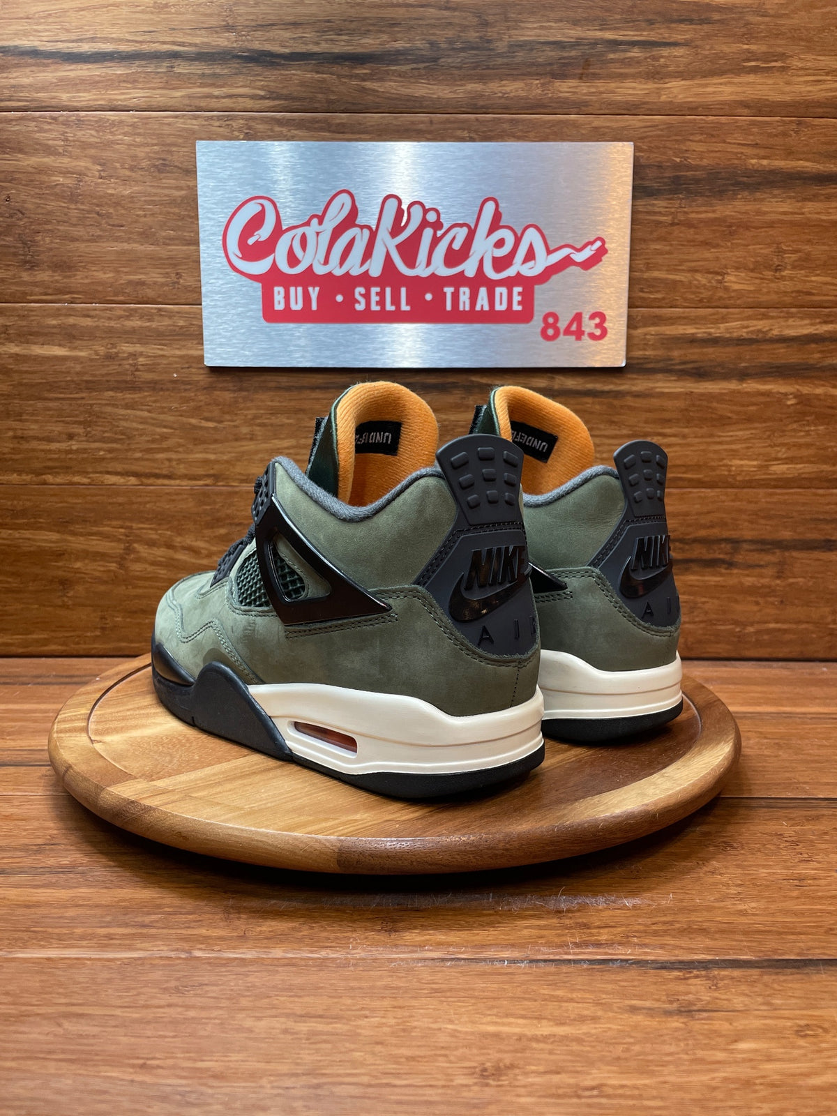 Jordan 4 Retro OG SP Undefeated (2025)