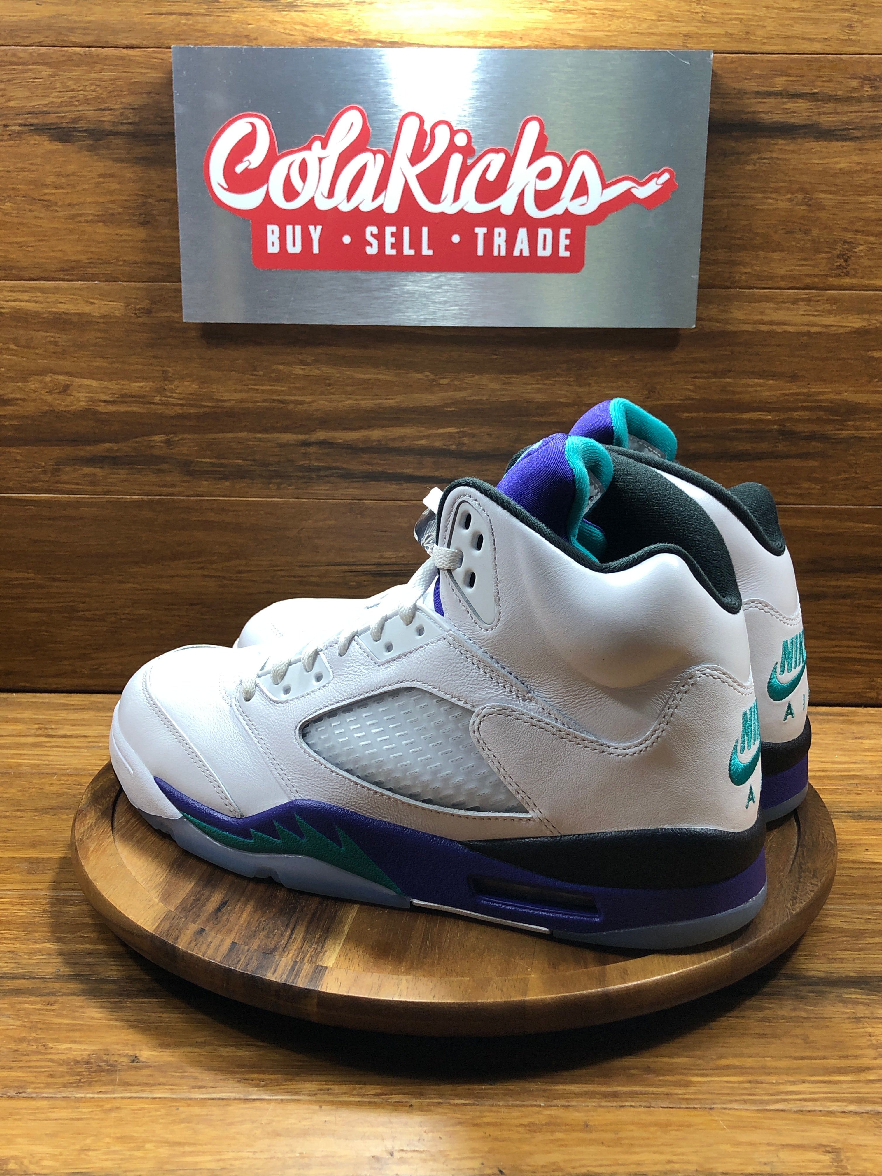 Jordan 5 Retro Grape (2025)