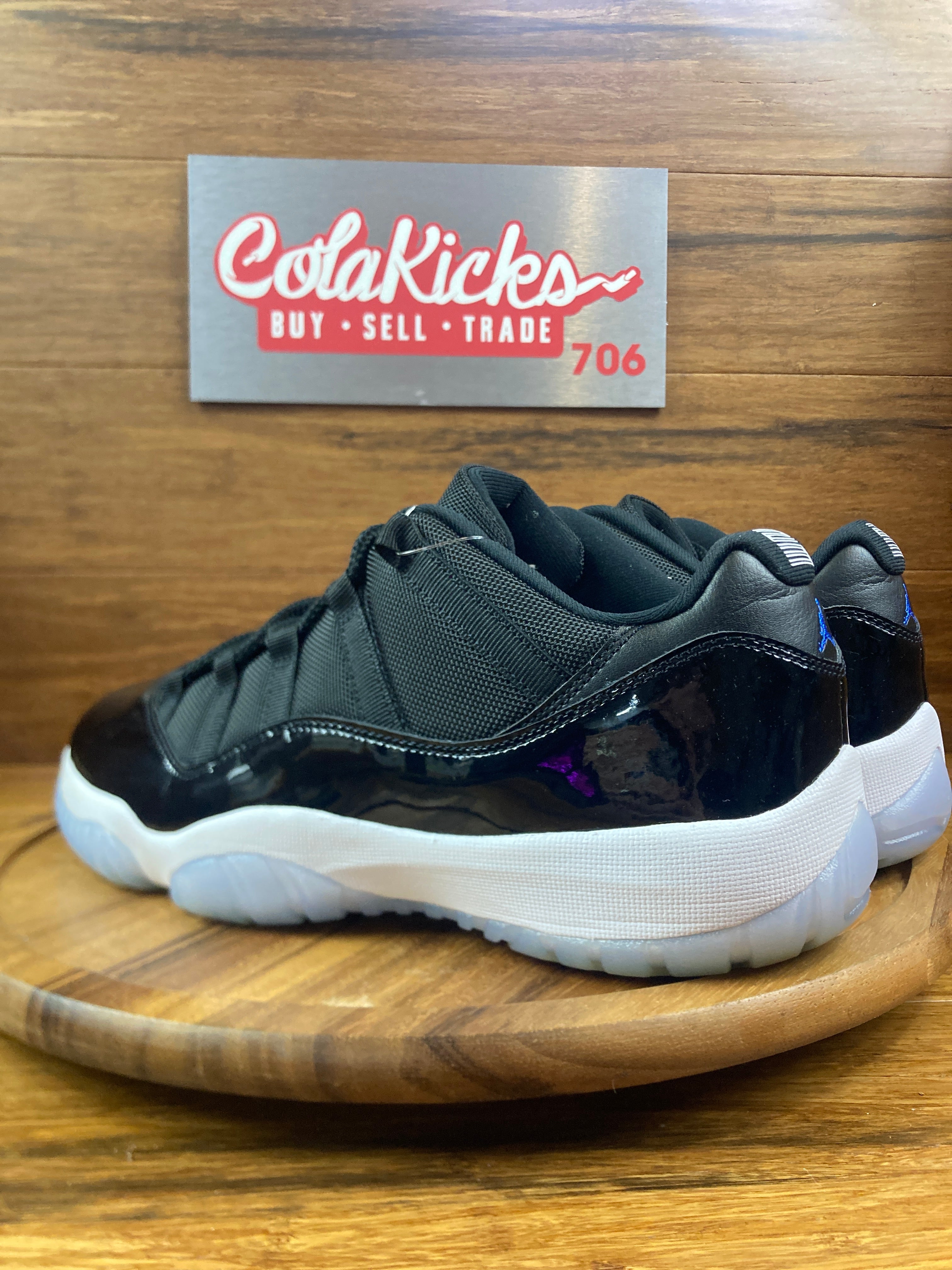 Jordan 11 Retro Low Space Jam