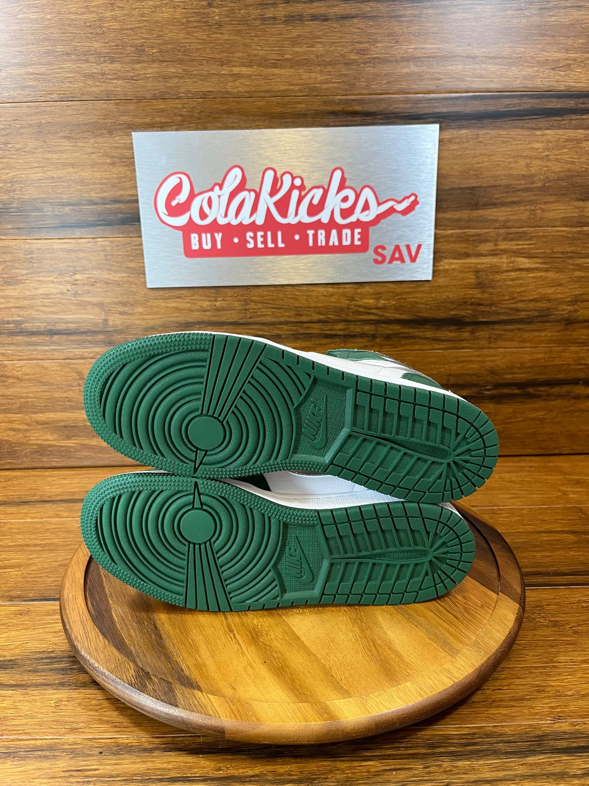 Jordan 1 Retro High OG Gorge Green (GS)