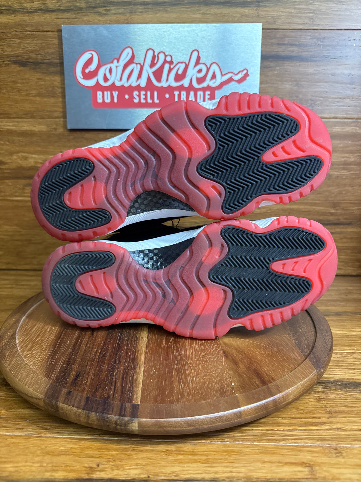 Jordan 11 Retro Low Bred (2025)