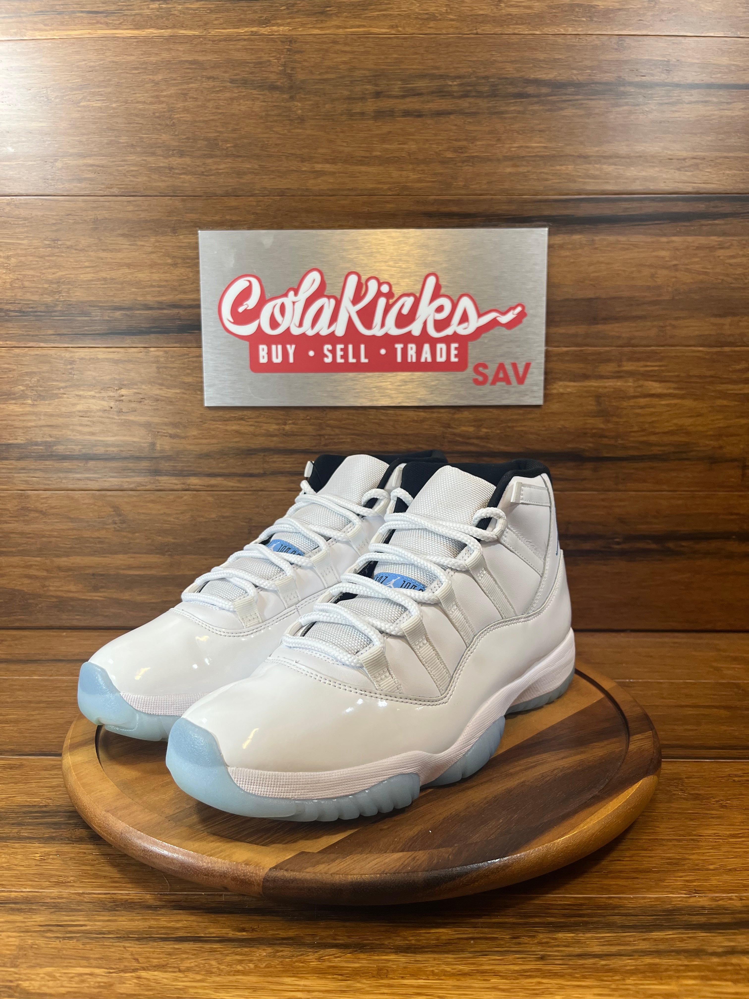 Jordan 11 Retro Legend Blue (2024)
