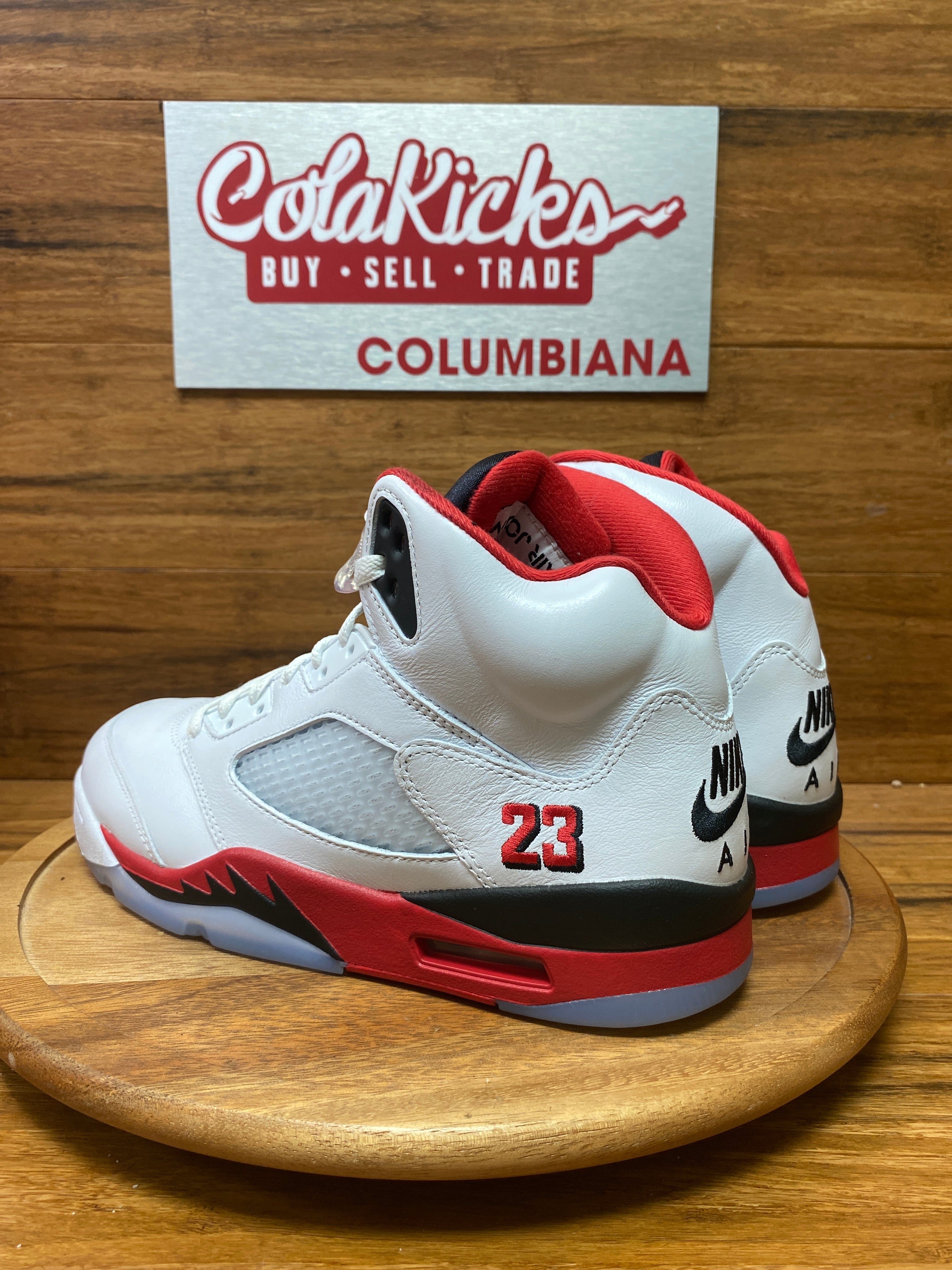 Jordan 5 Retro Fire Red Black Tongue (2025)