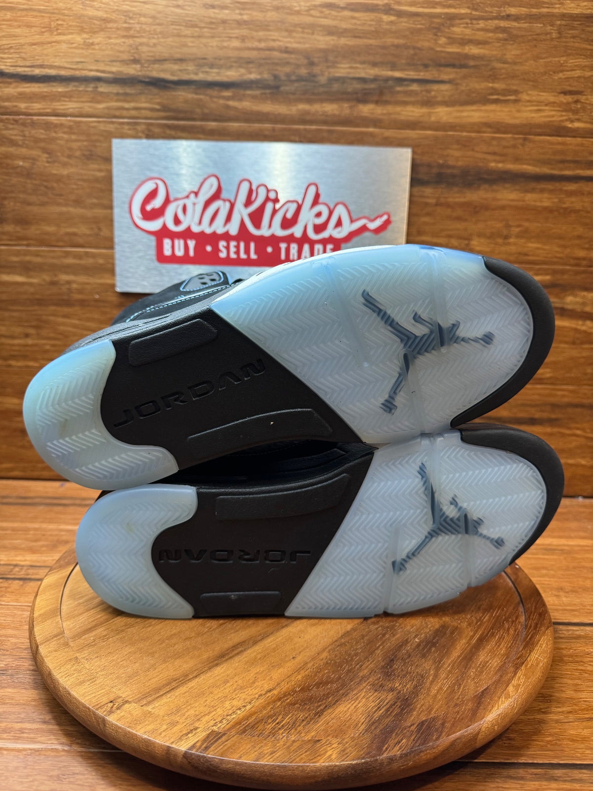 Jordan 5 Retro Black University Blue (2026)