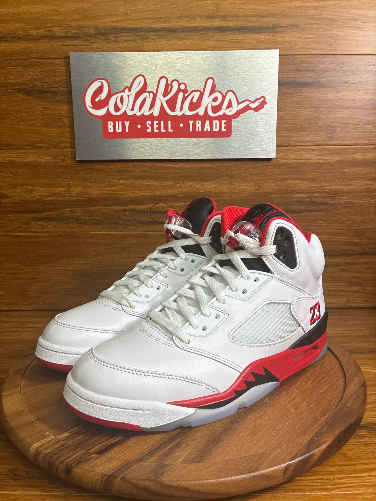Jordan 5 Retro Fire Red Black Tongue (2025)
