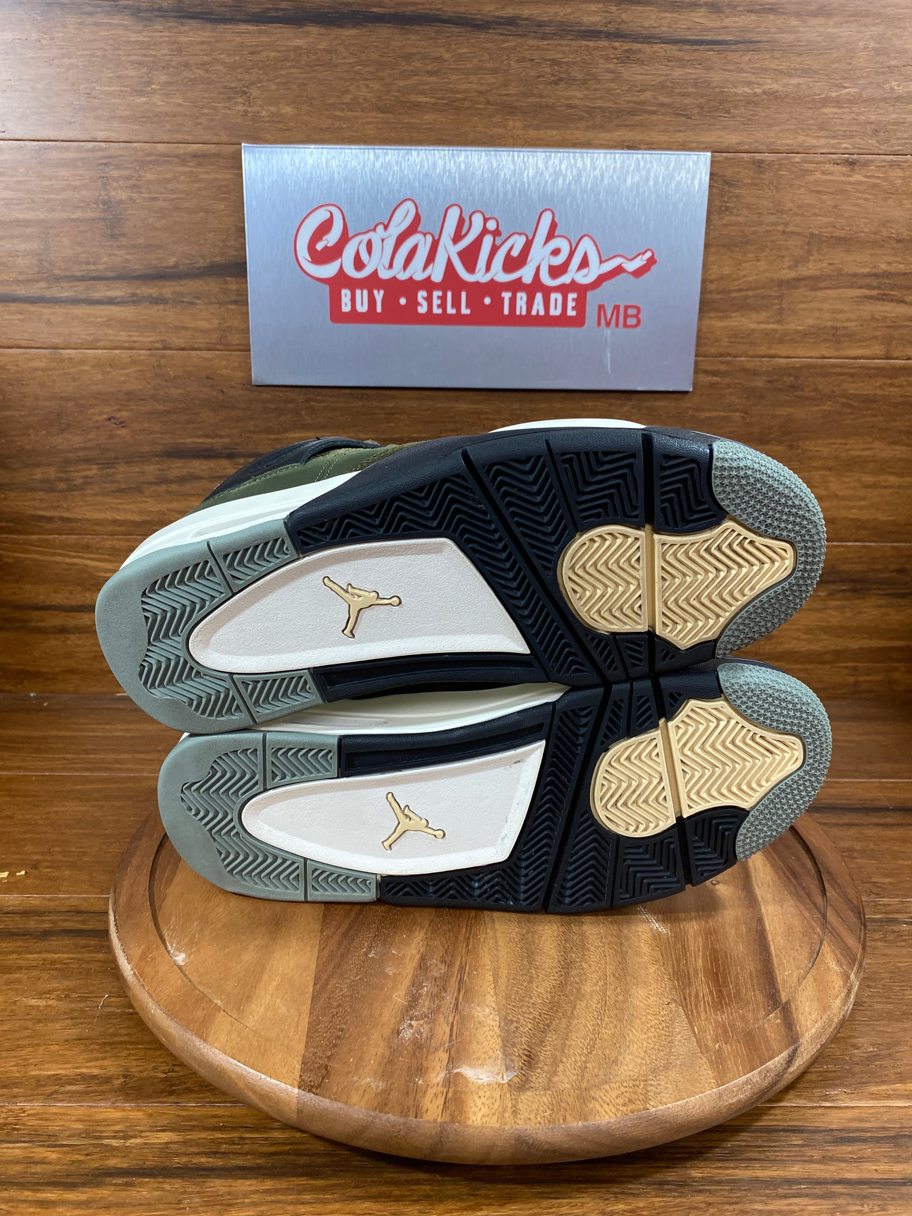 Jordan 4 Retro SE Craft Medium Olive