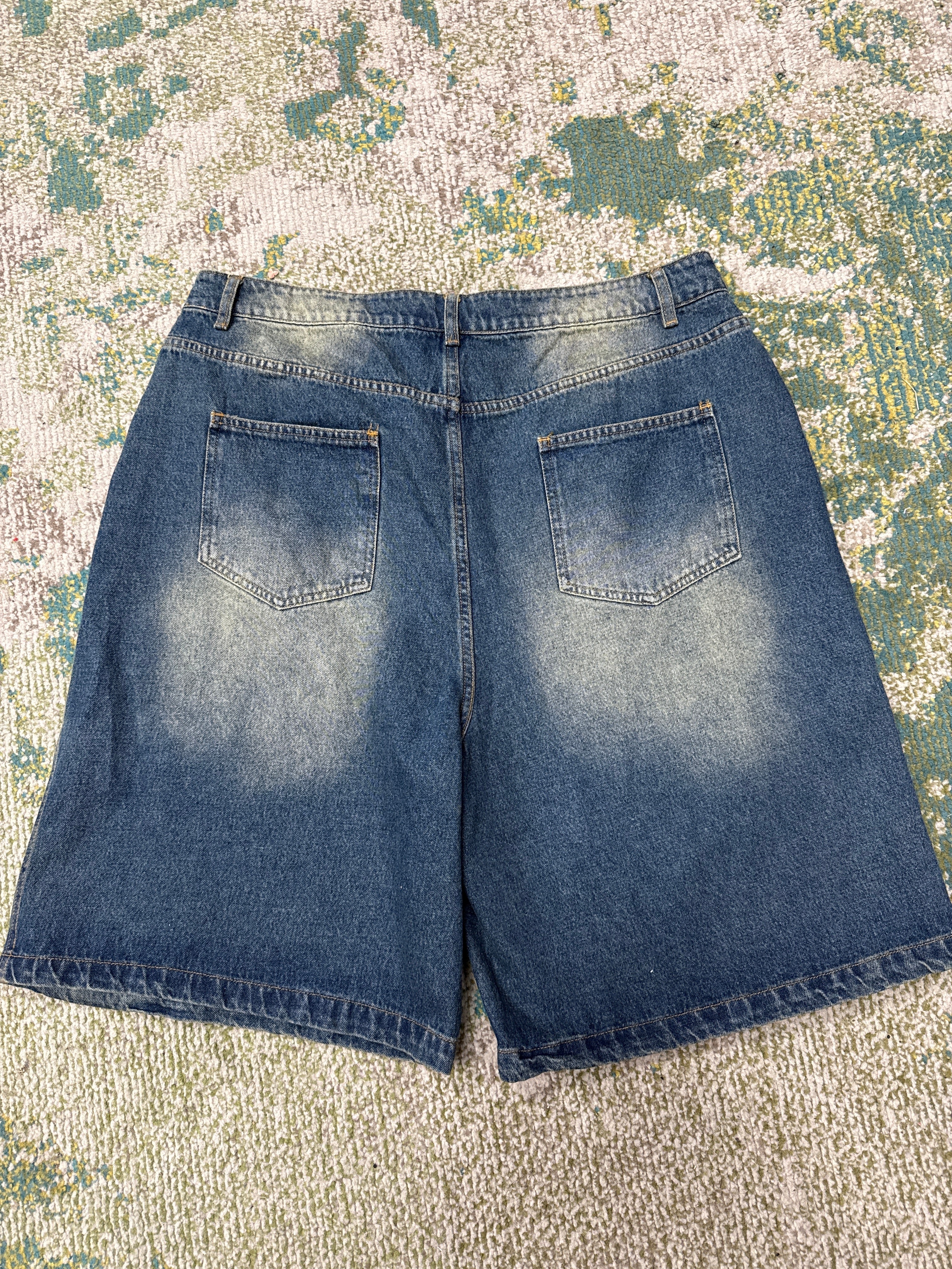 Vale Forever Denim Jorts sz. 34