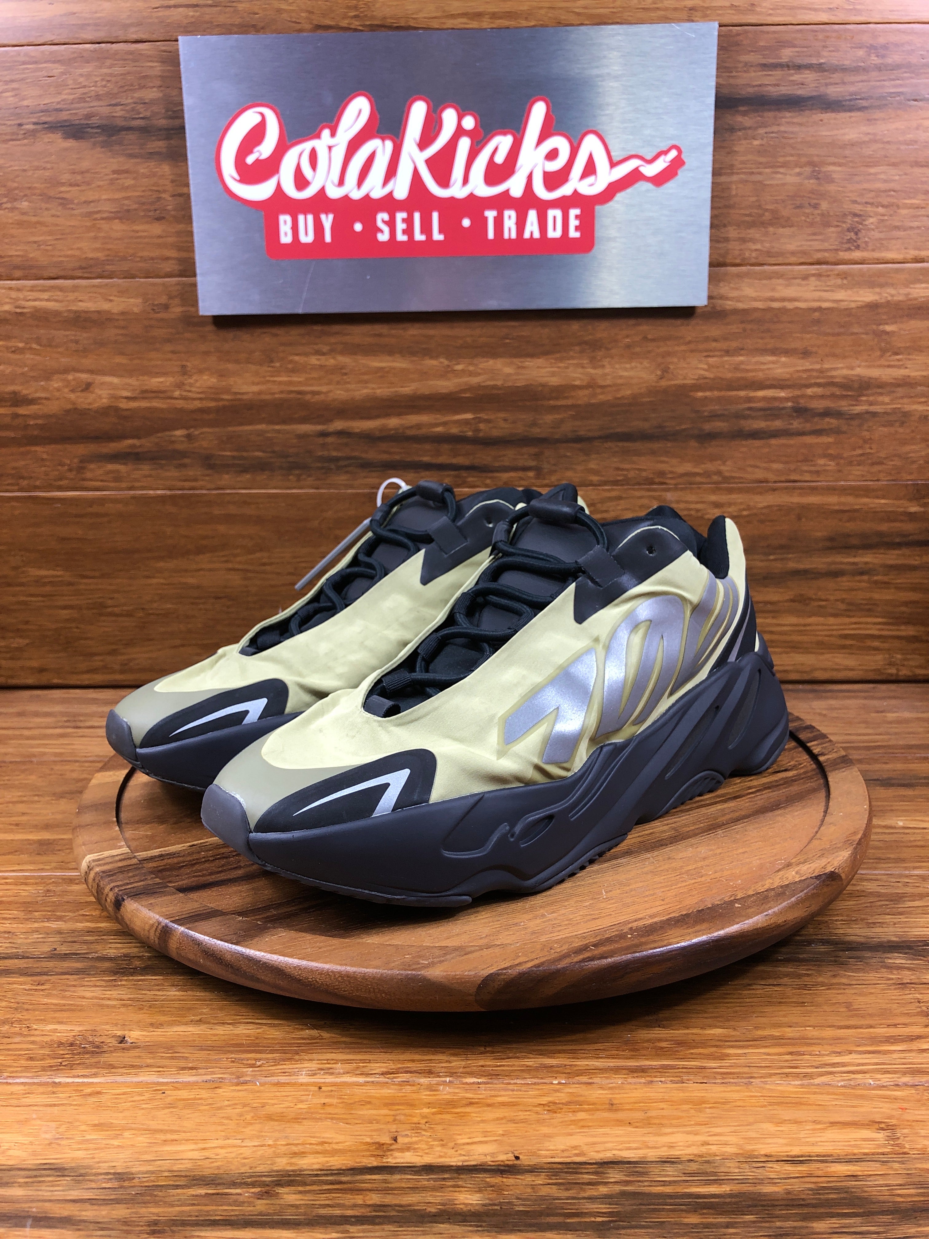 adidas Yeezy Boost 700 MNVN Resin