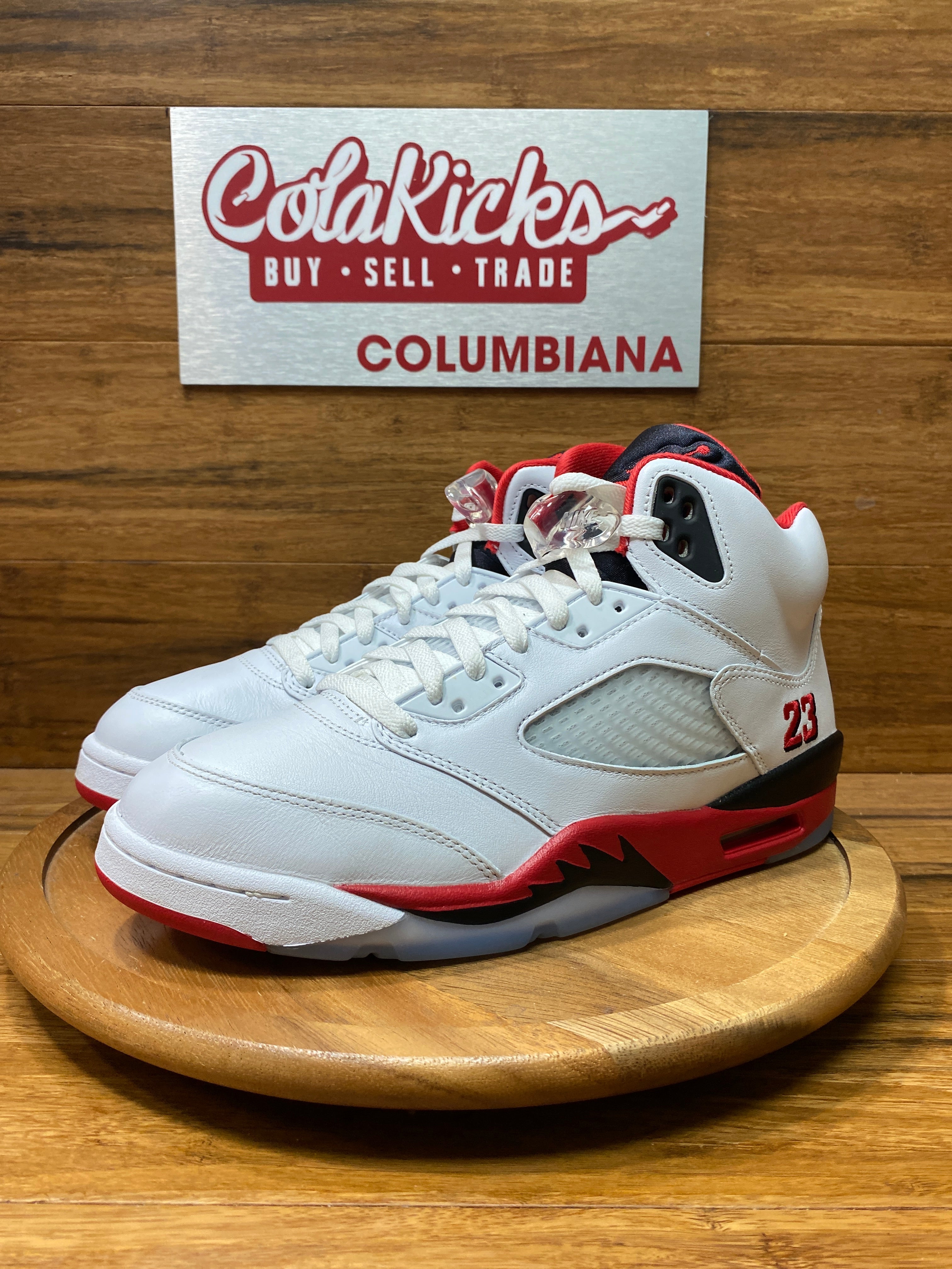 Jordan 5 Retro Fire Red Black Tongue (2025)