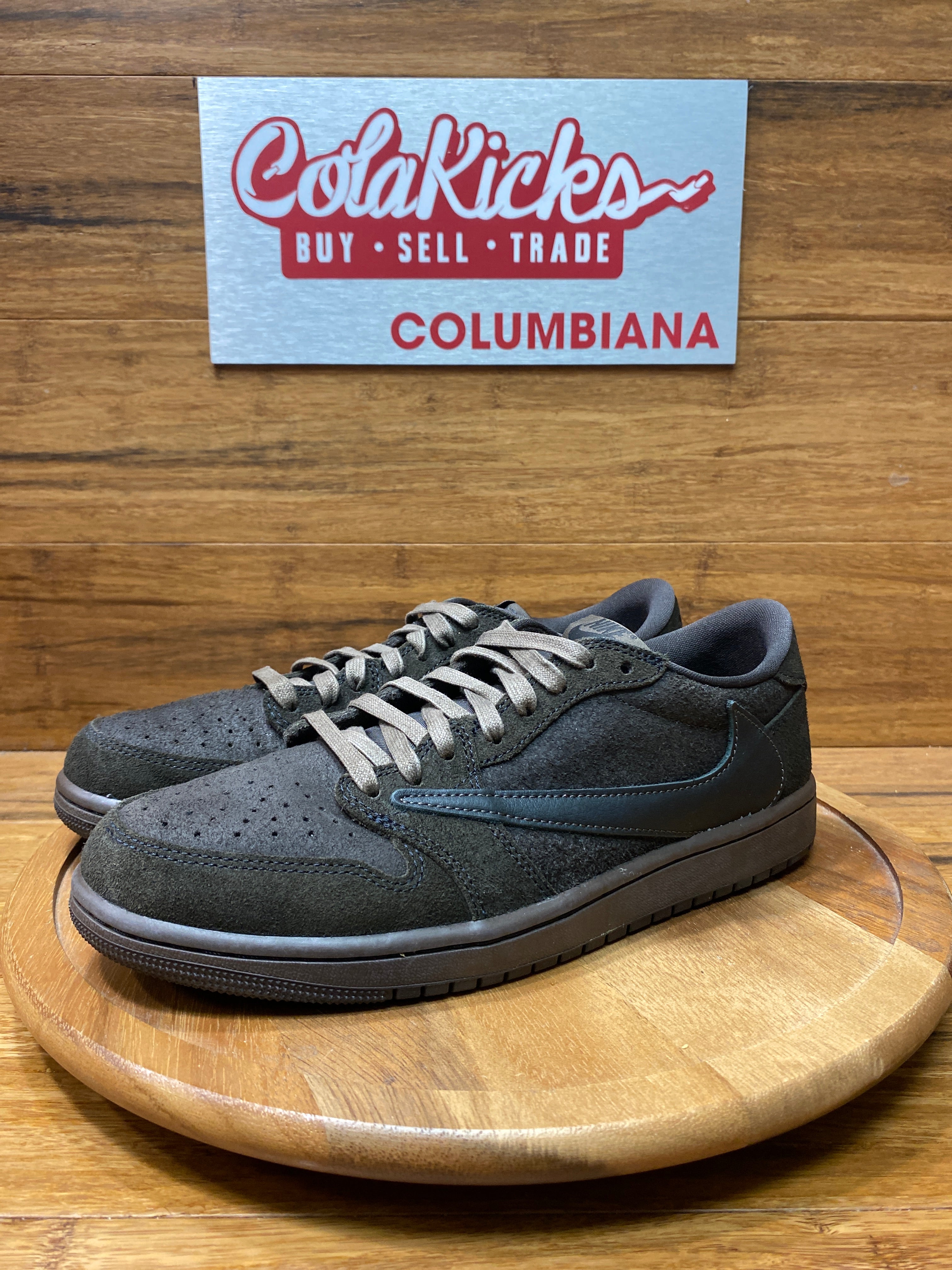 Jordan 1 Retro Low OG SP Travis Scott Velvet Brown
