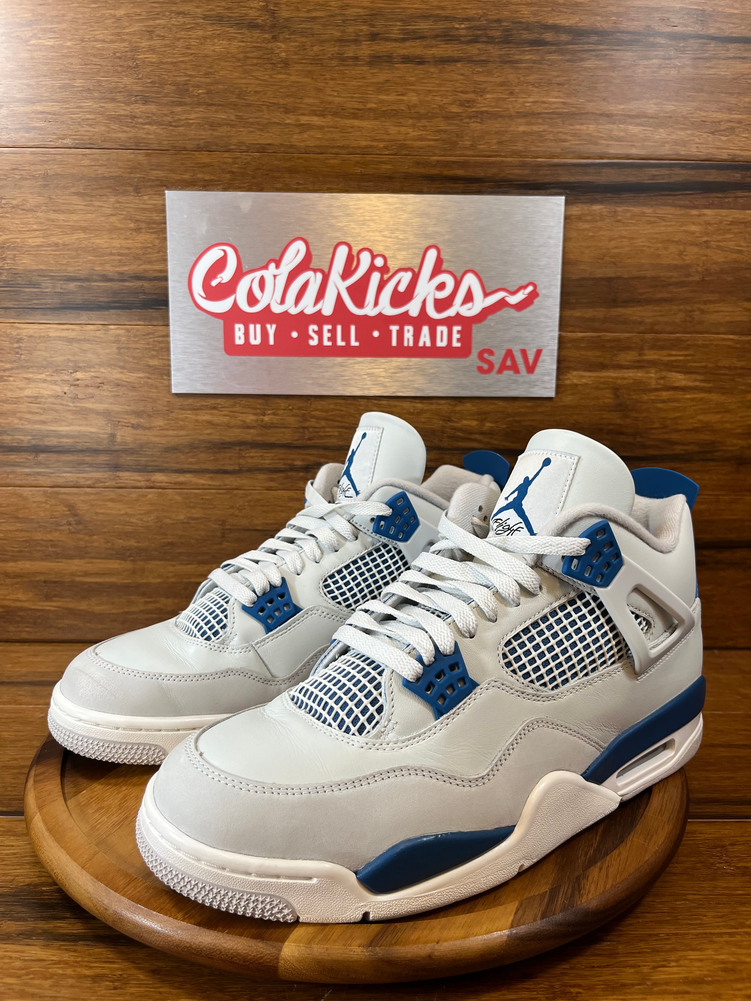 Jordan 4 Retro Military Blue (2024)