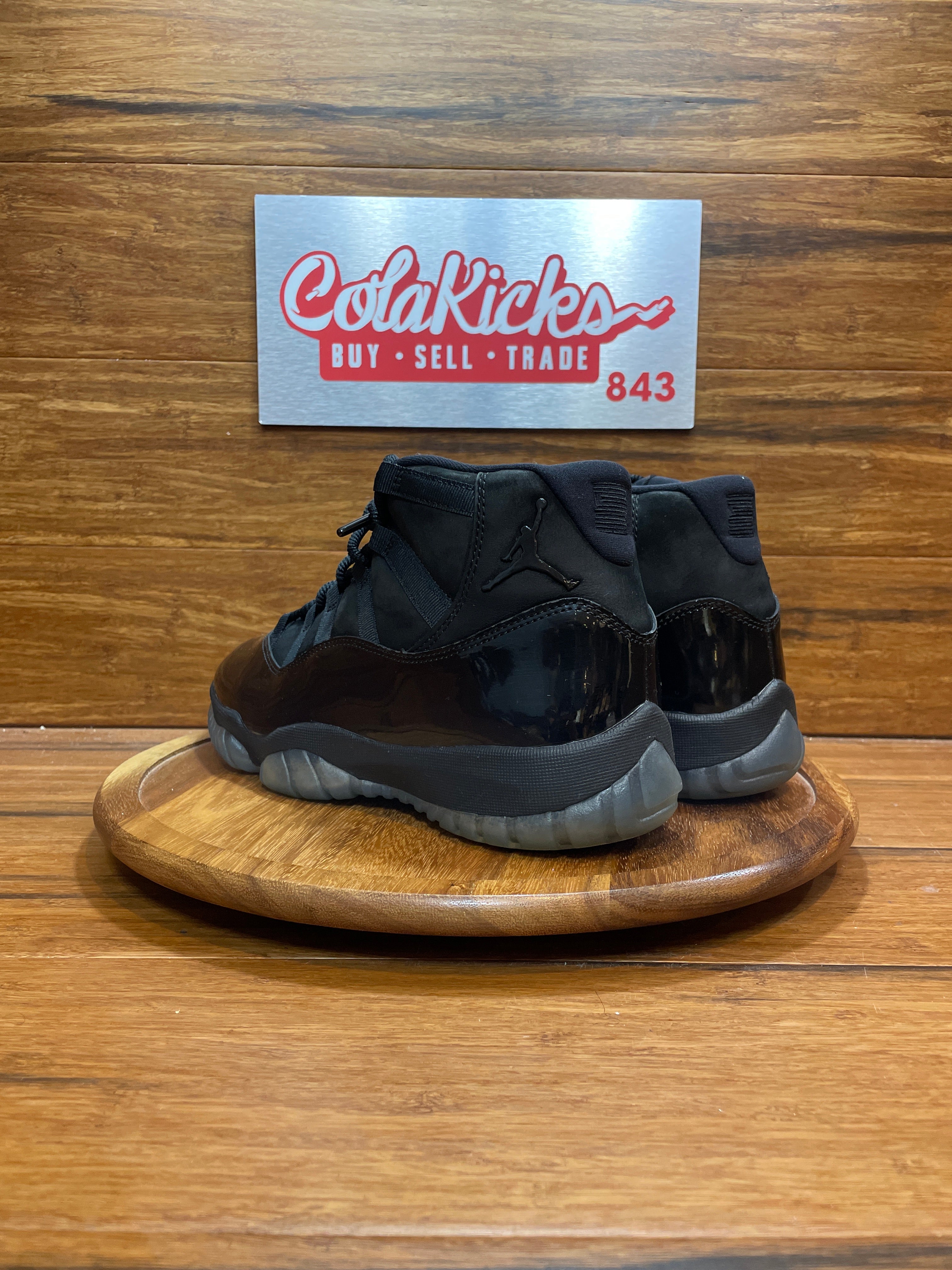 Jordan 11 Retro Cap and Gown