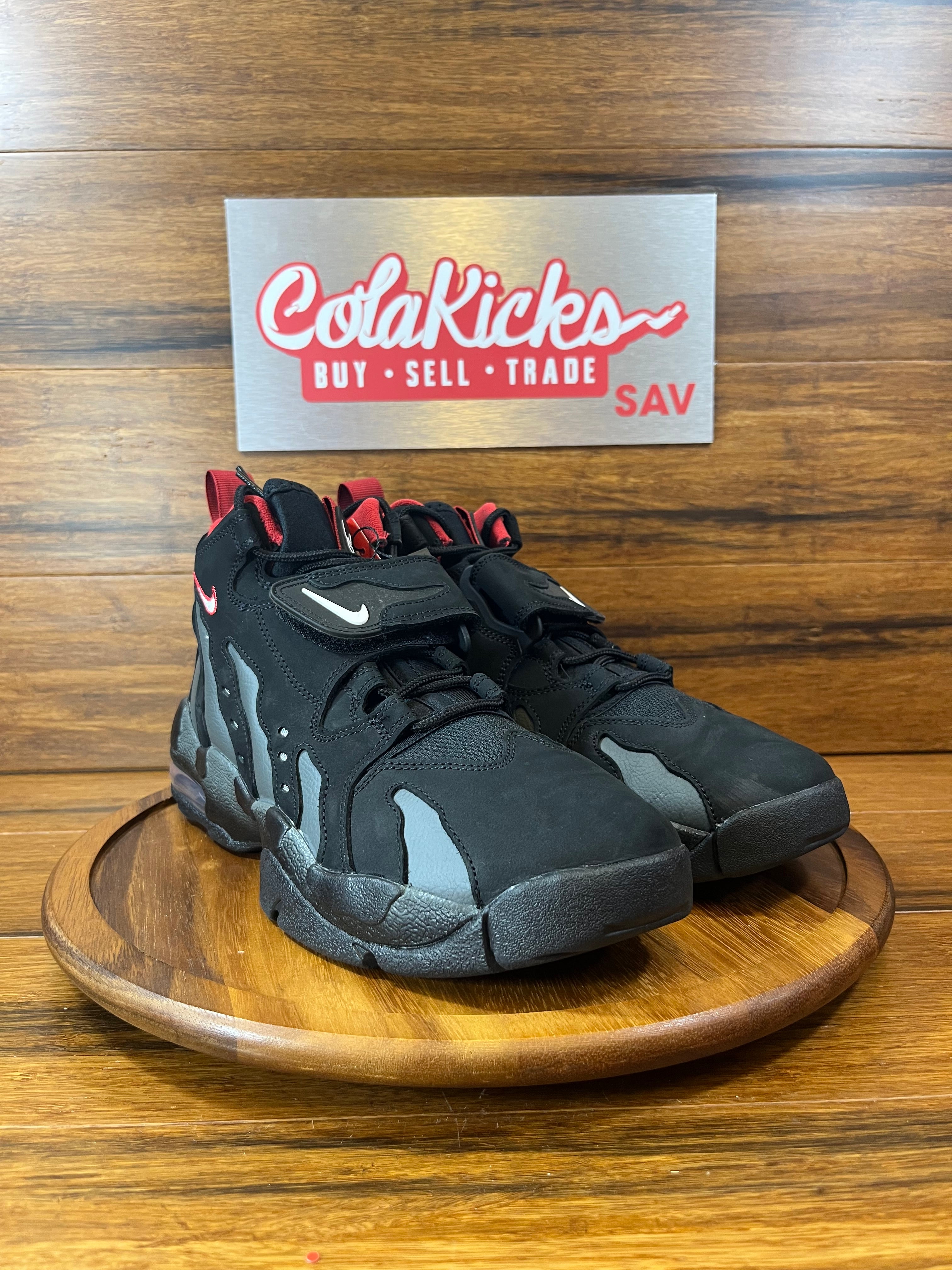 Nike Air DT Max '96 Falcons