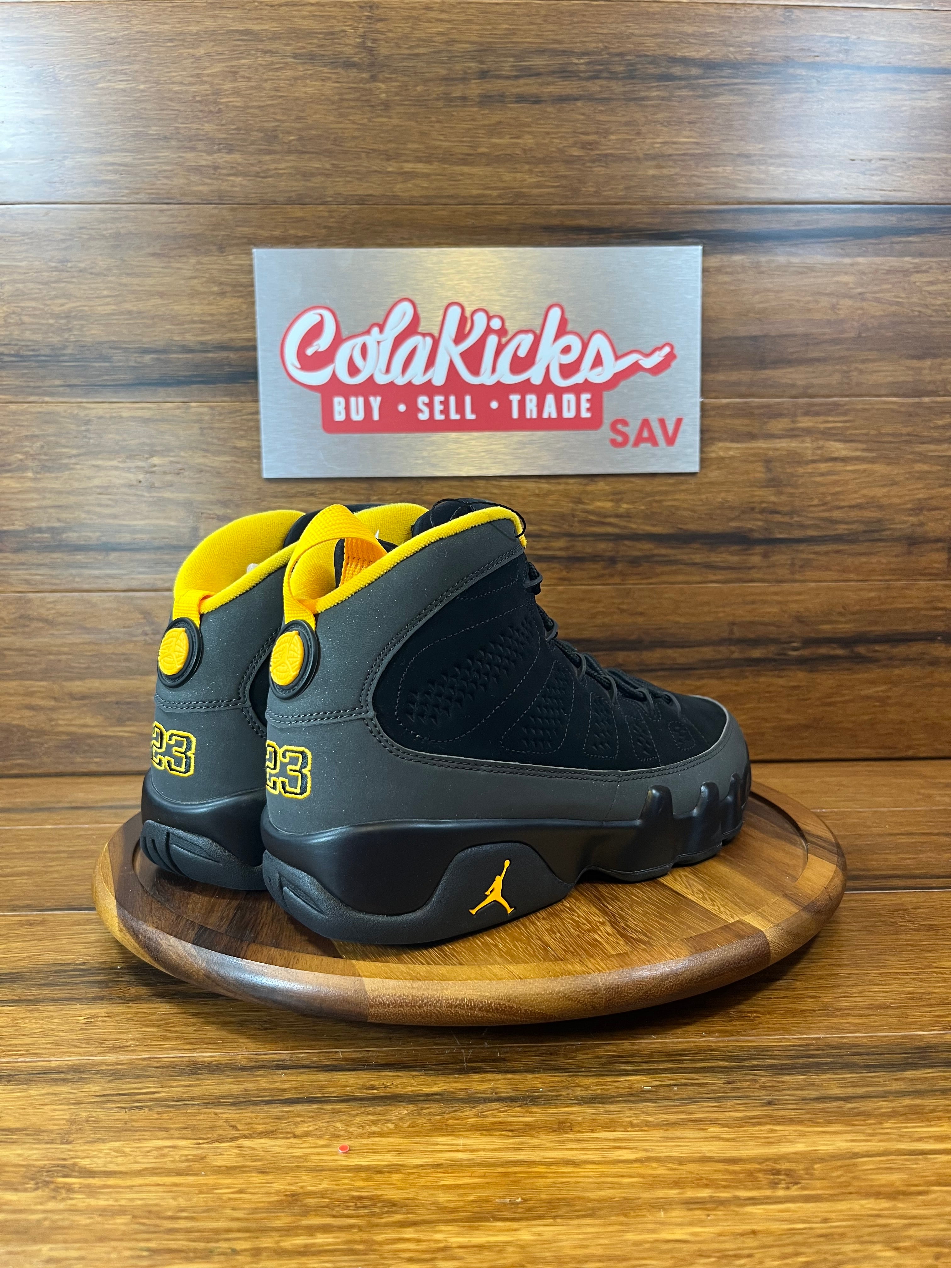 Jordan 9 Retro Dark Charcoal University Gold
