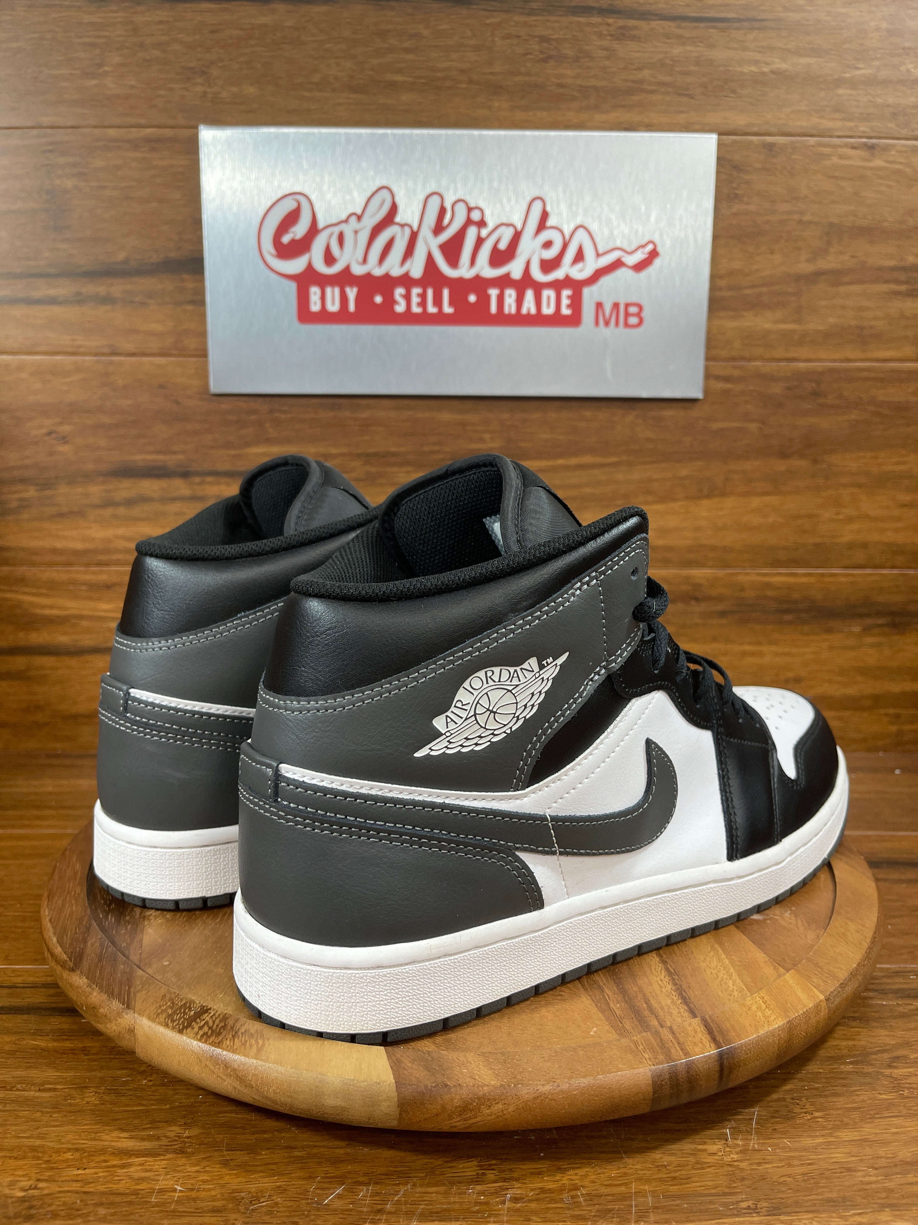 Jordan 1 Mid Black White Iron Grey