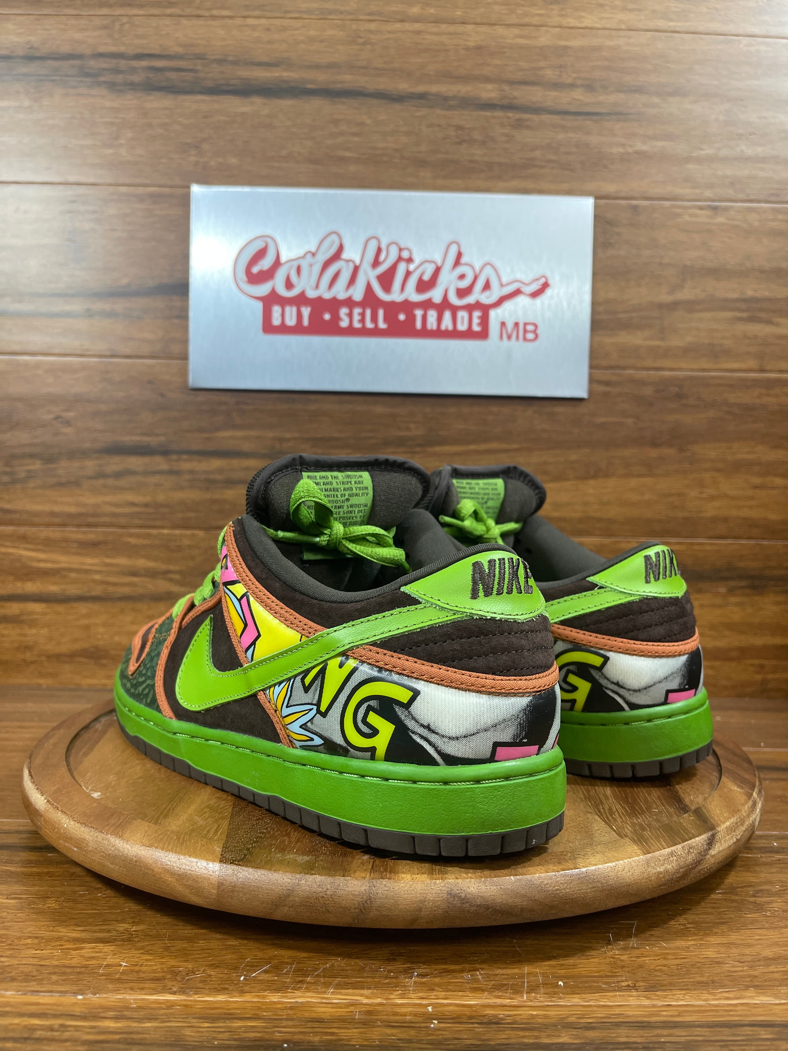 Nike SB Dunk Low De La Soul (2015)