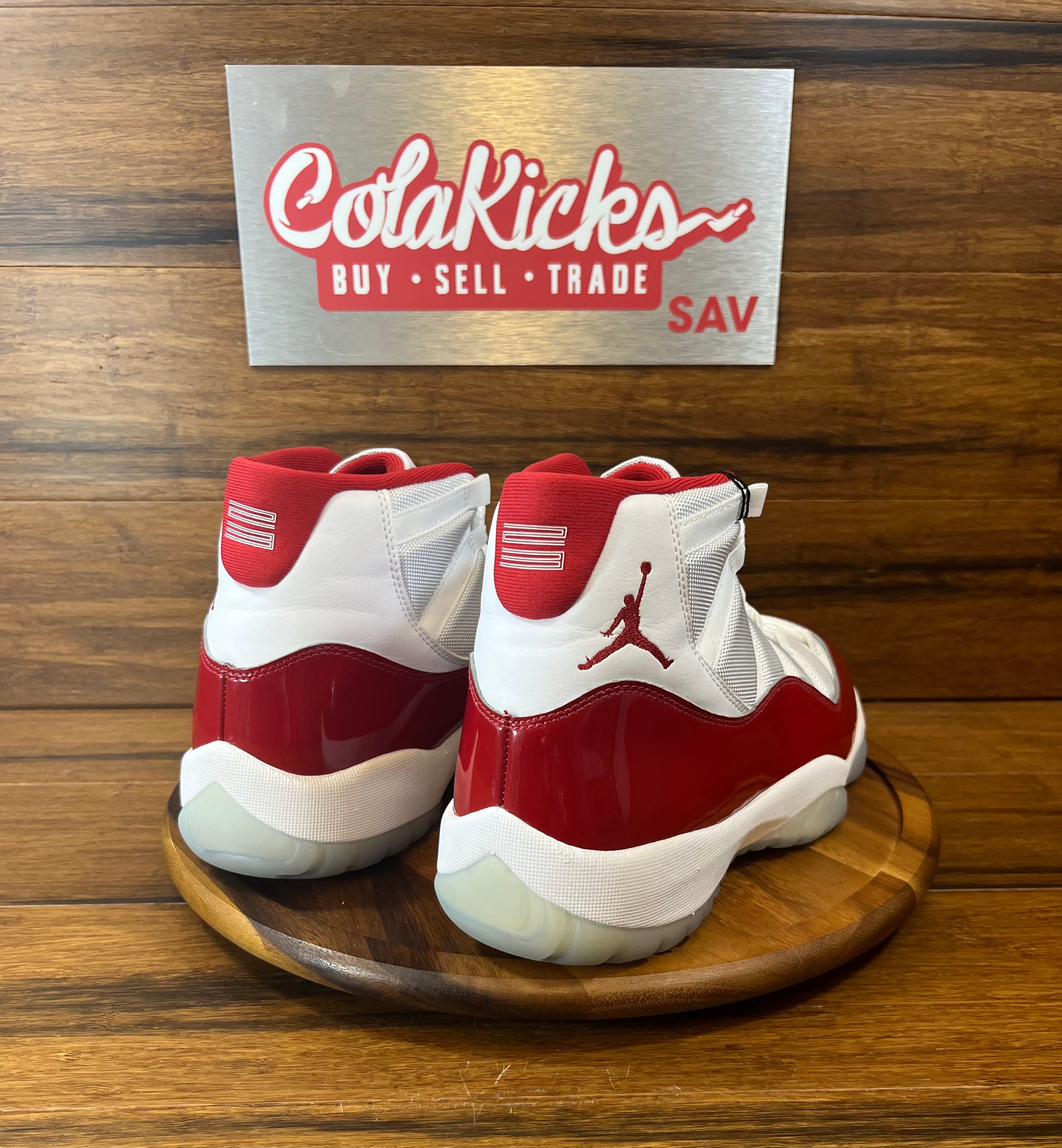 Jordan 11 Retro Cherry (2022)