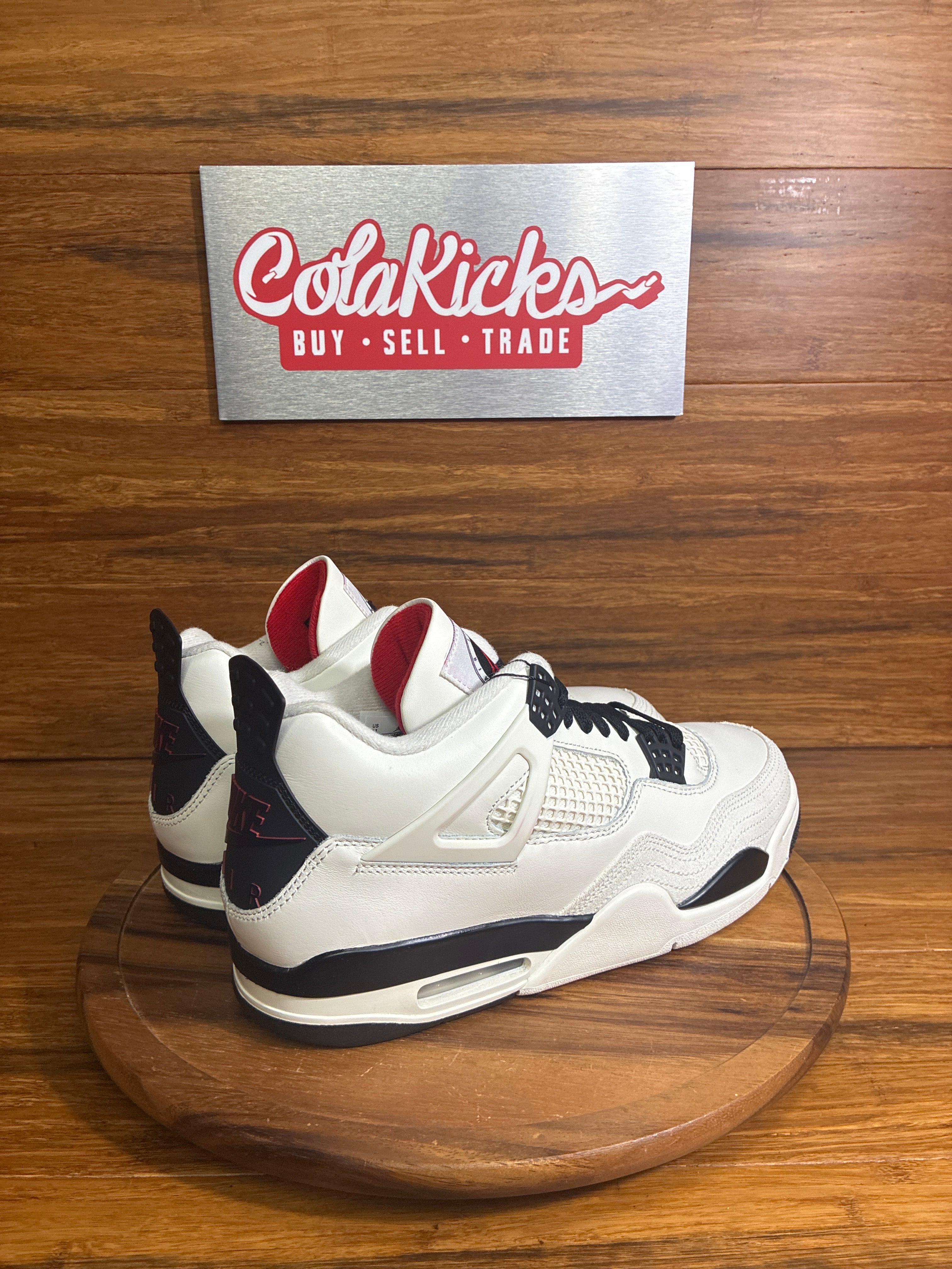 Jordan 4 Retro OG Flight Club