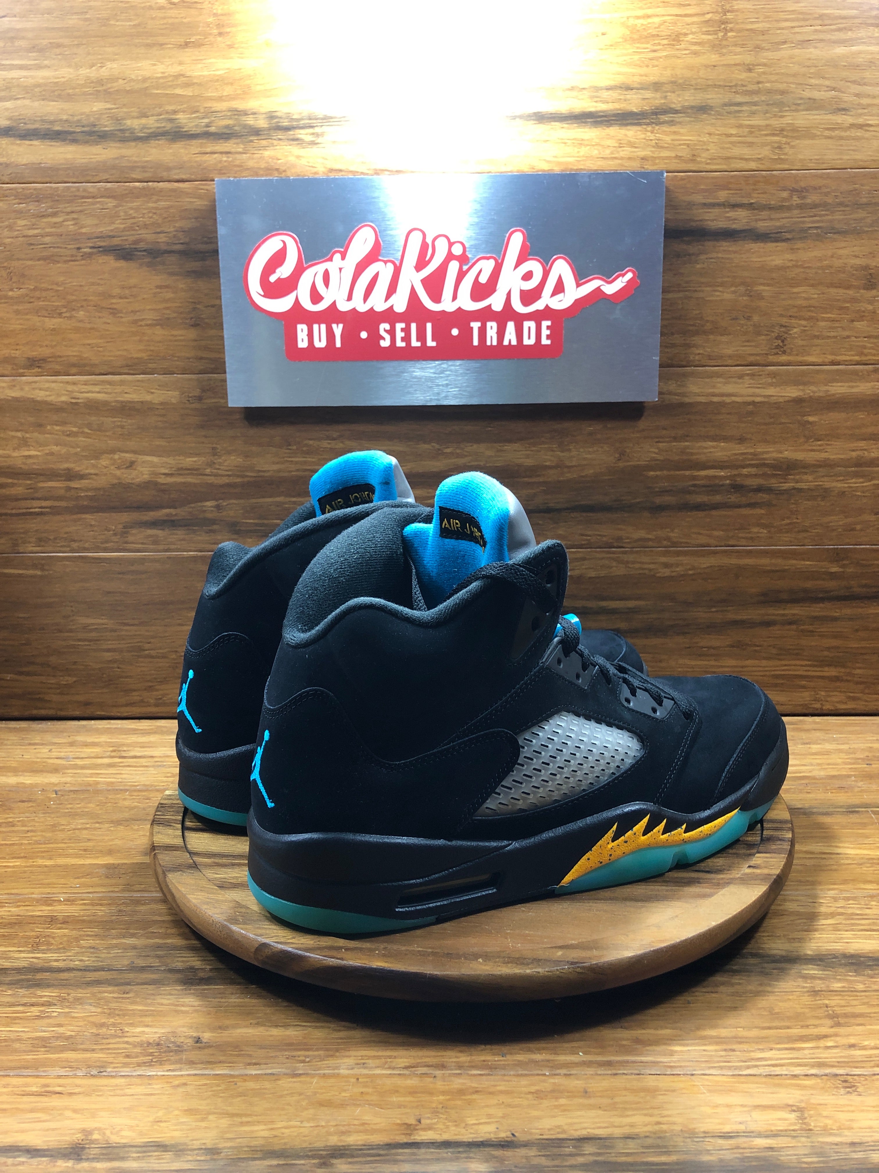 Jordan 5 Retro Aqua
