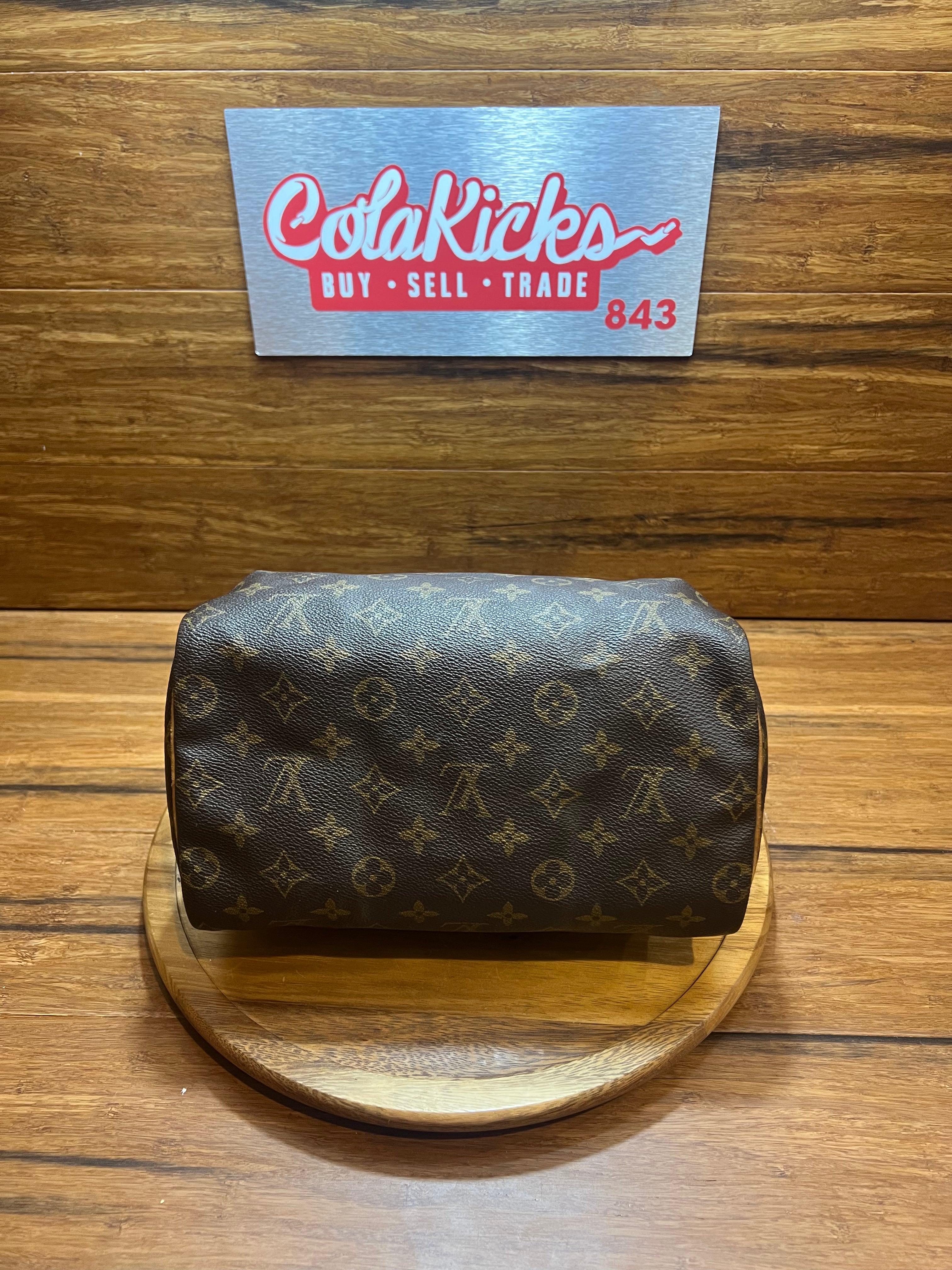 Louis Vuitton Monogram Speedy 25