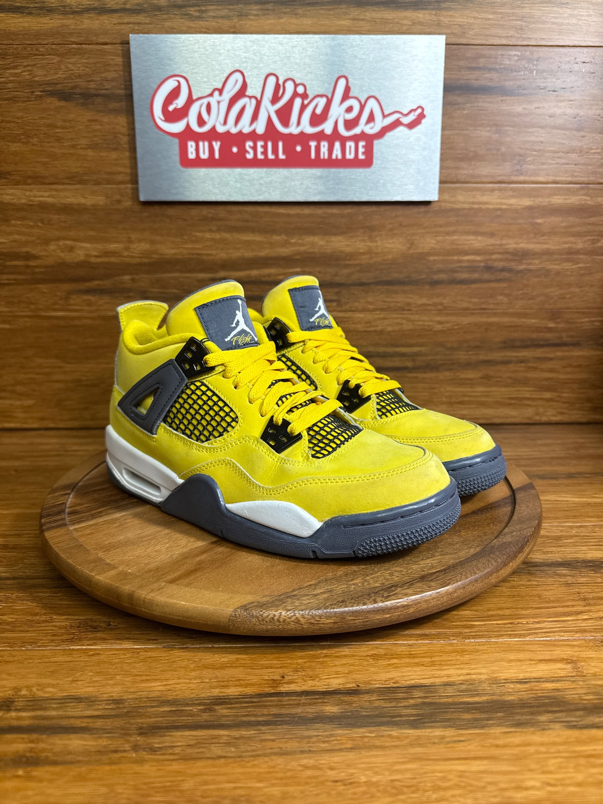Jordan 4 Retro Lightning (2021) (GS)