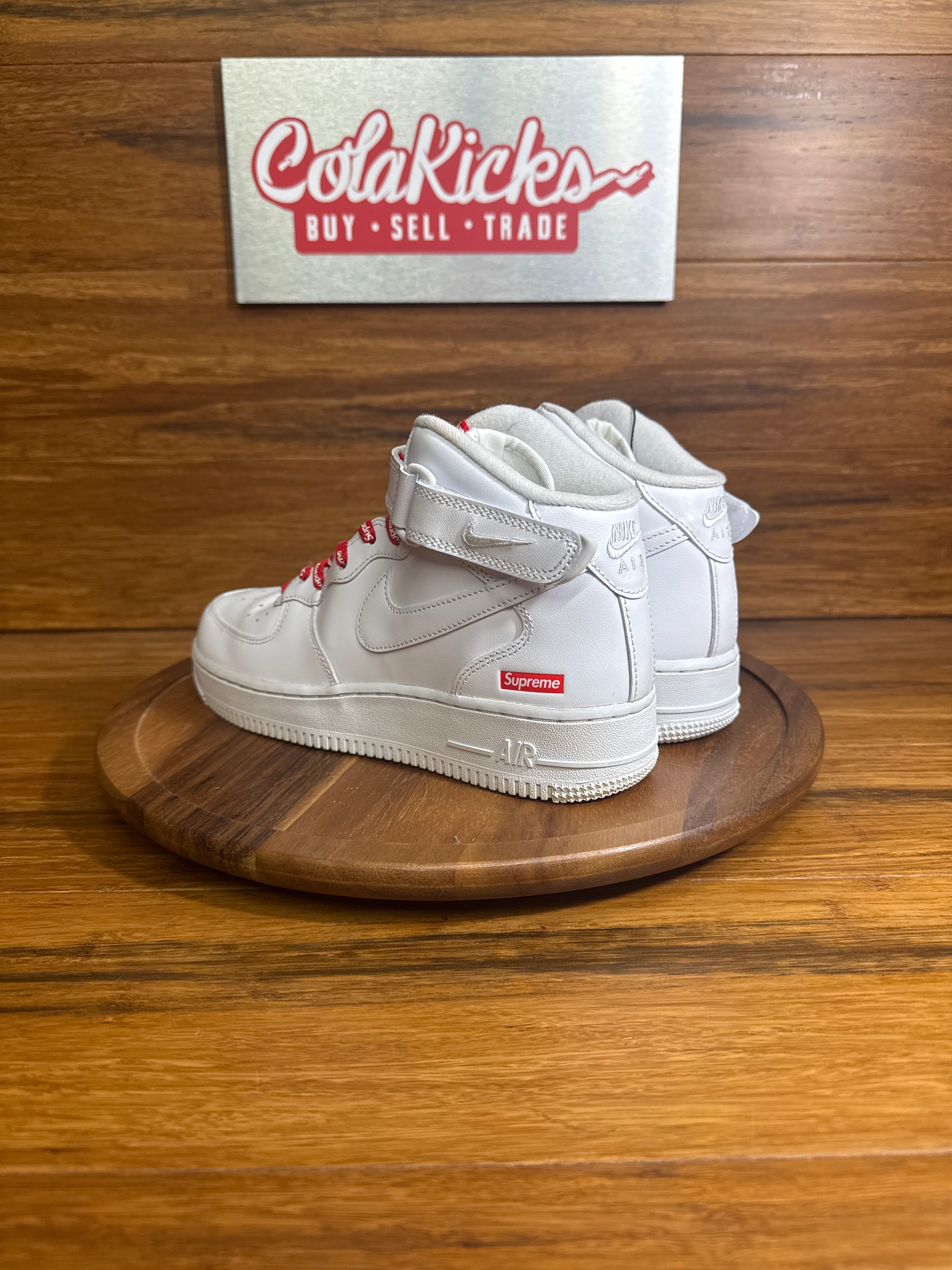 Nike Air Force 1 Mid Supreme White