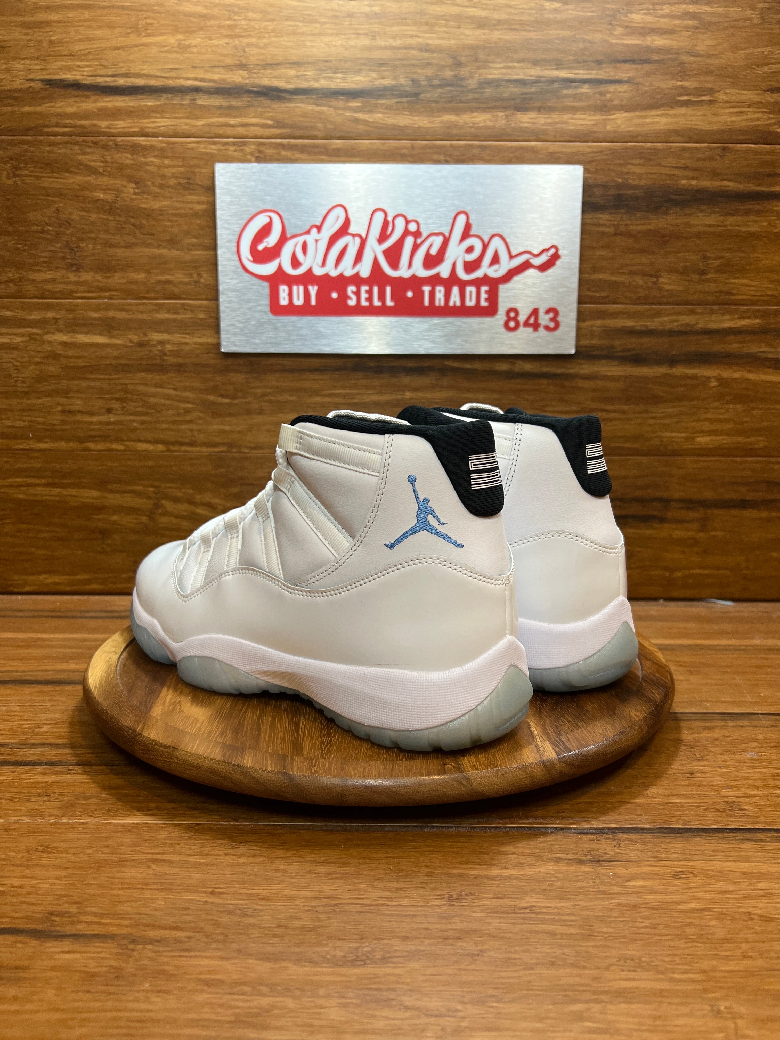 Jordan 11 Retro Legend Blue (2024)