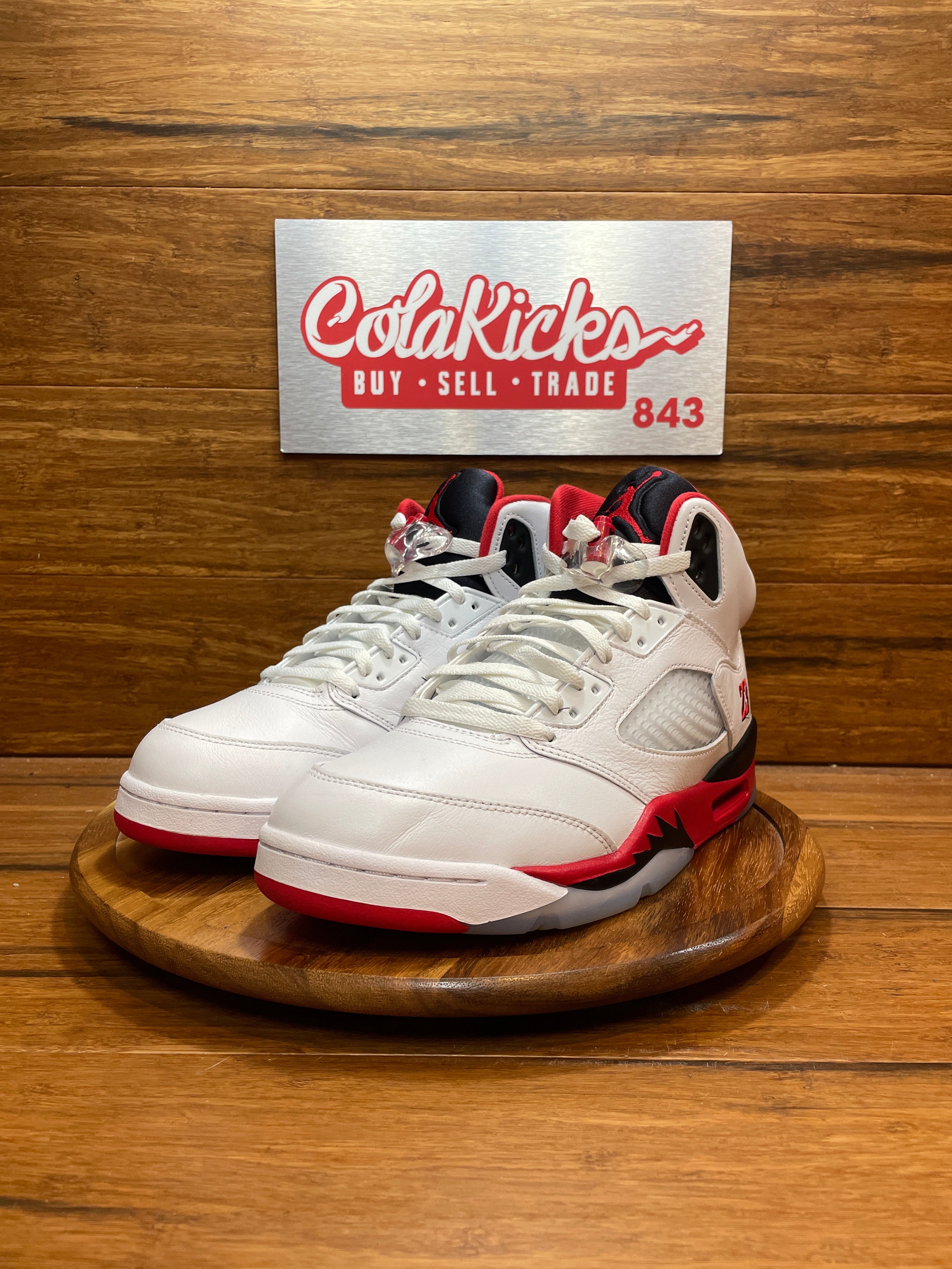 Jordan 5 Retro Fire Red Black Tongue (2025)