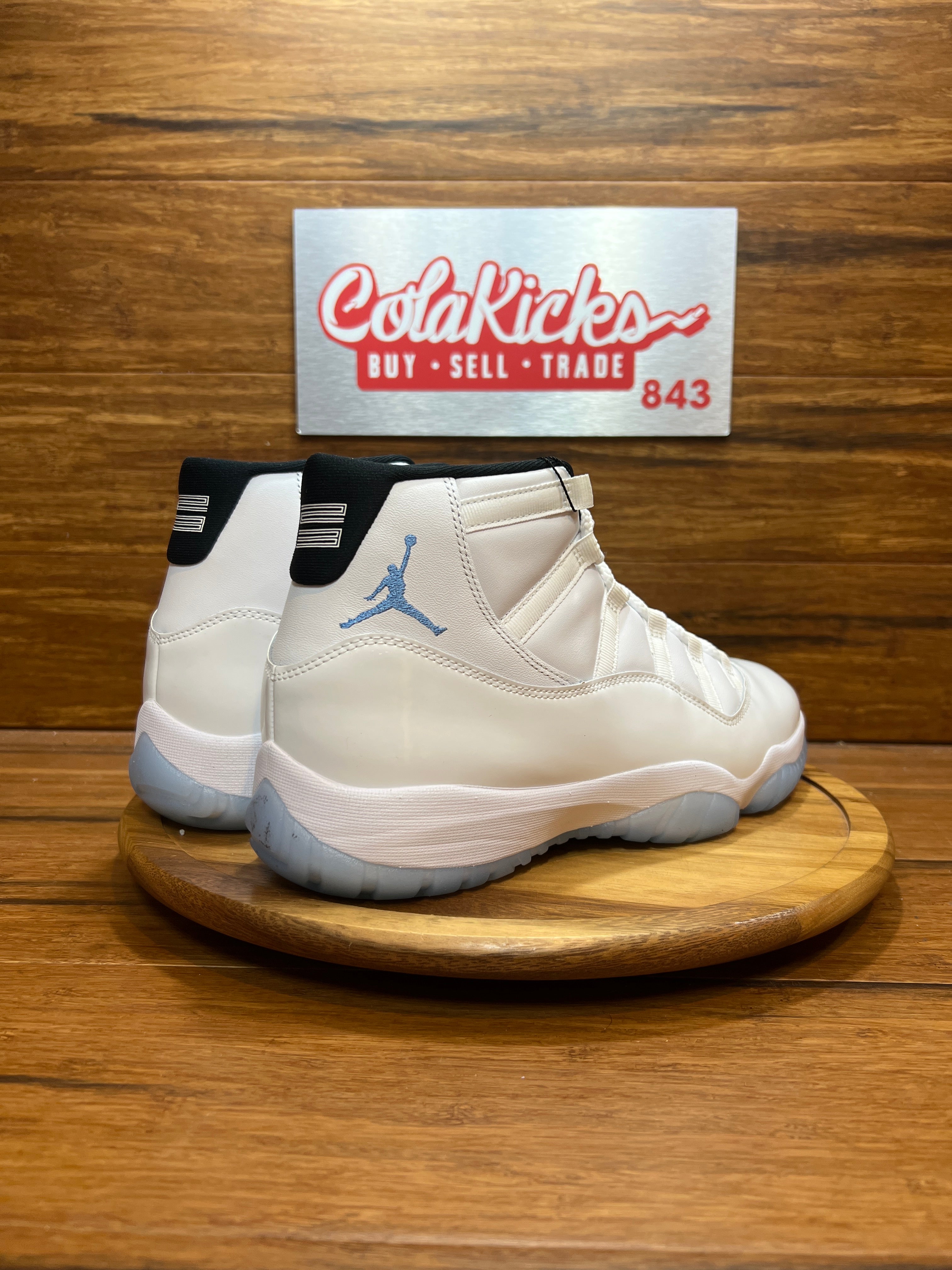 Jordan 11 Retro Legend Blue (2024)