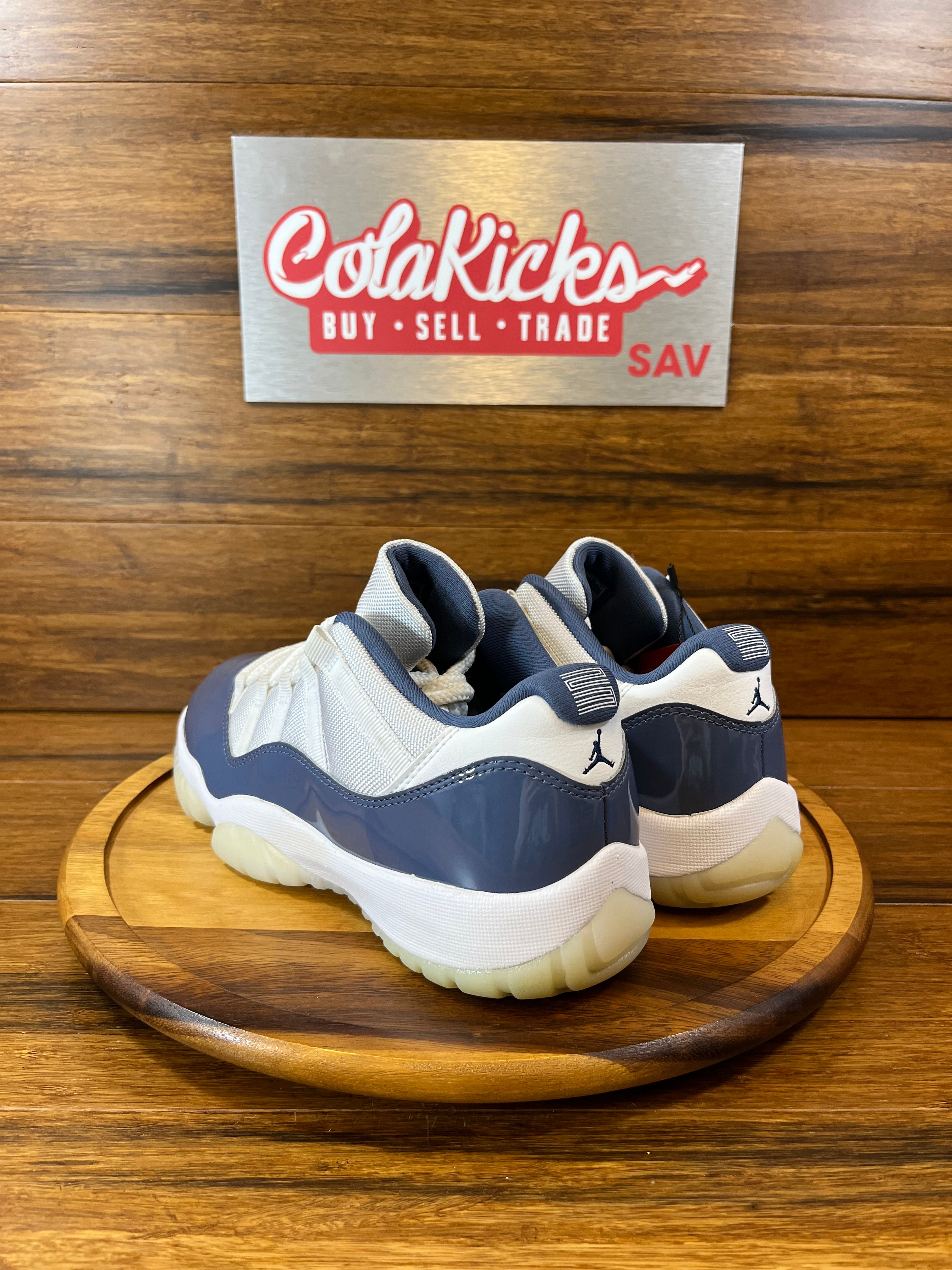 Jordan 11 Retro Low Diffused Blue