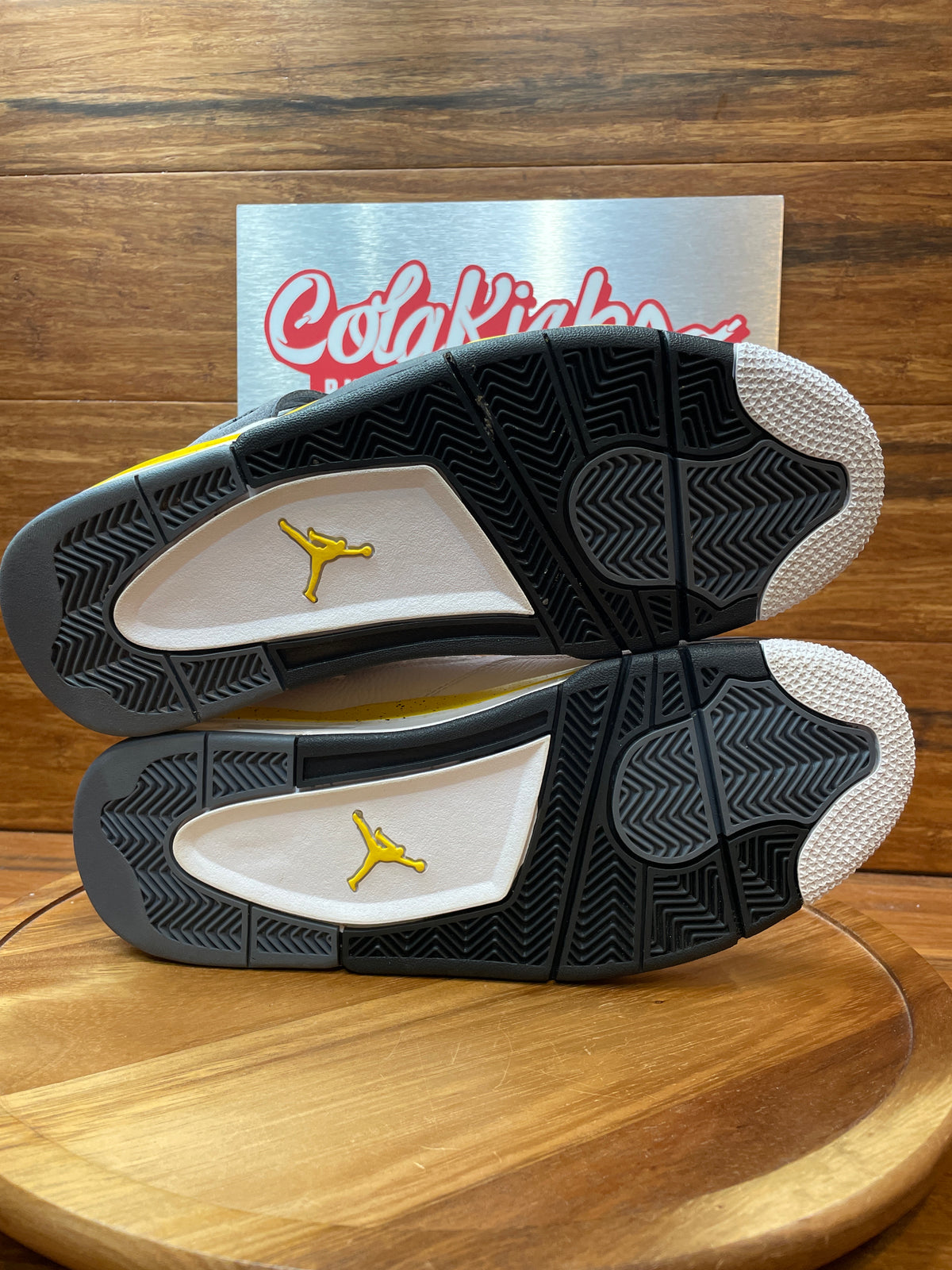 Jordan 4 Retro Rare Air Tour Yellow (2026)