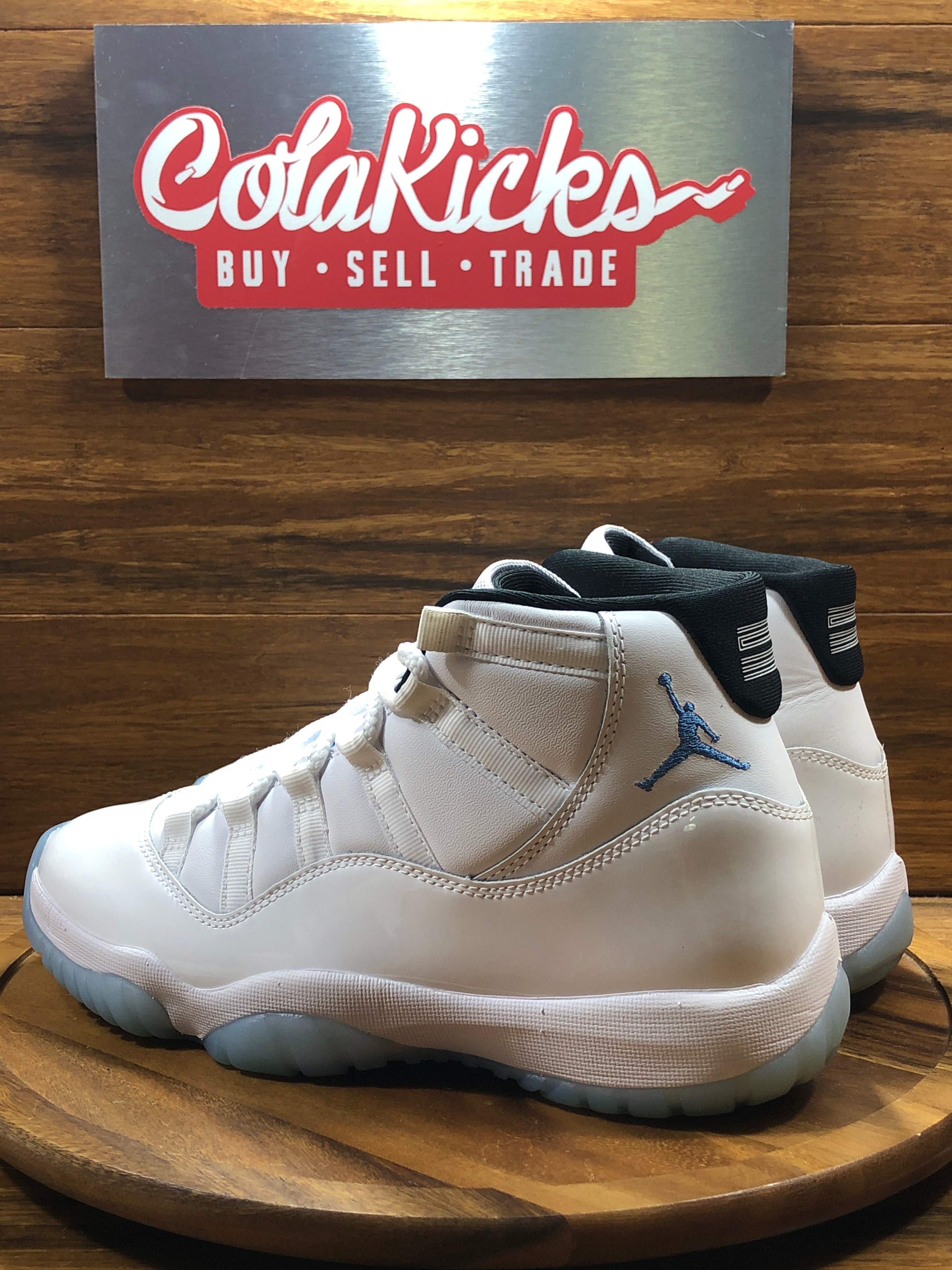 Jordan 11 Retro Legend Blue (2024)