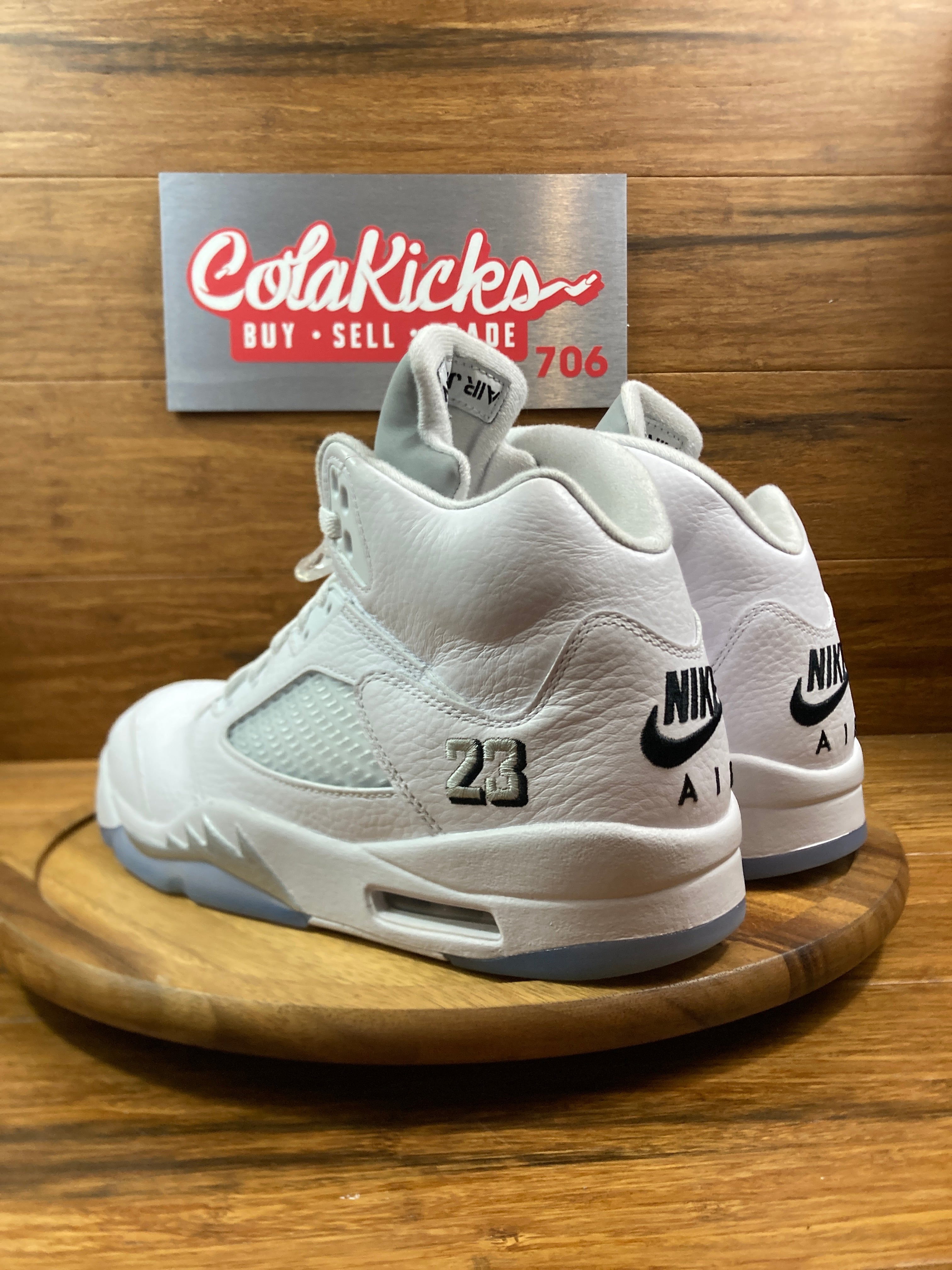Jordan 5 Retro White Metallic (2026)