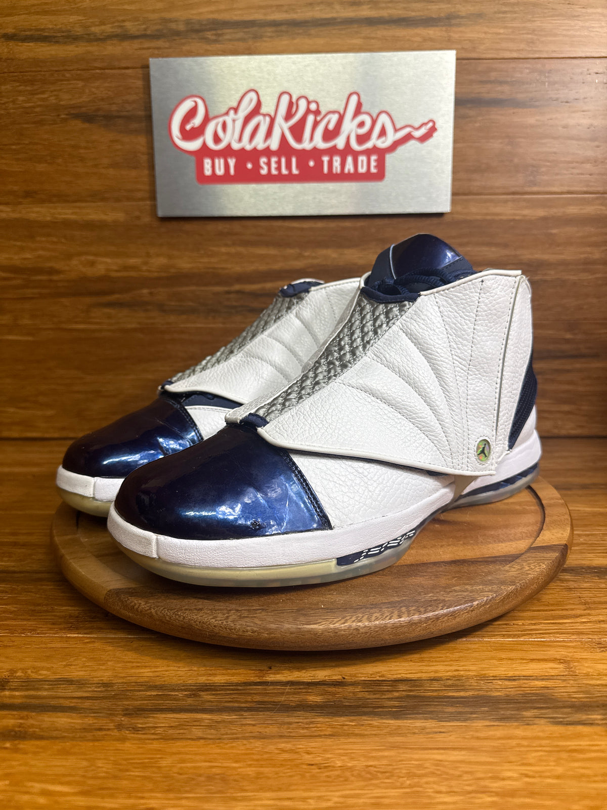 Jordan 16 Retro Midnight Navy (2016)