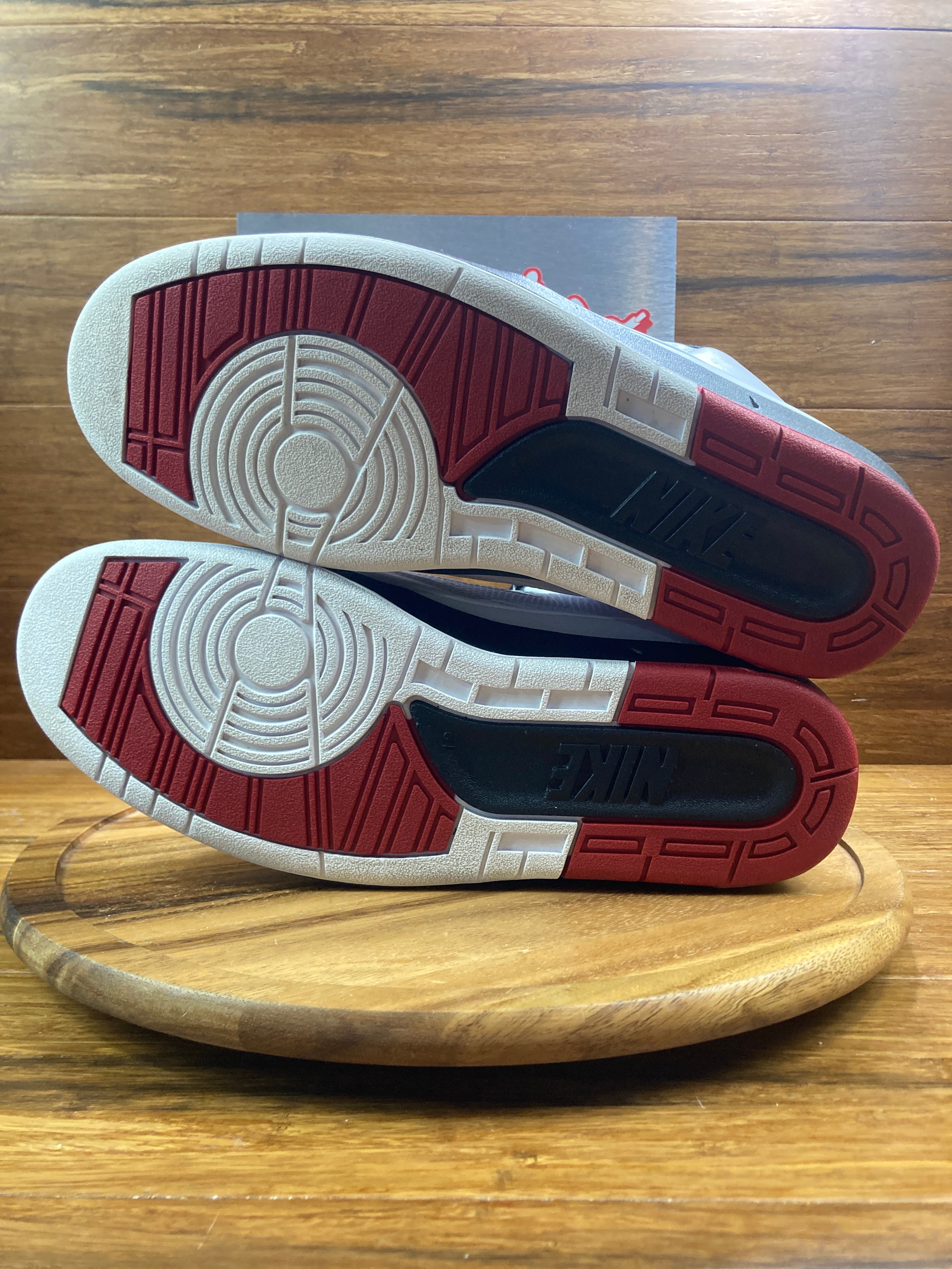 Jordan 2 Retro OG Chicago (2022)