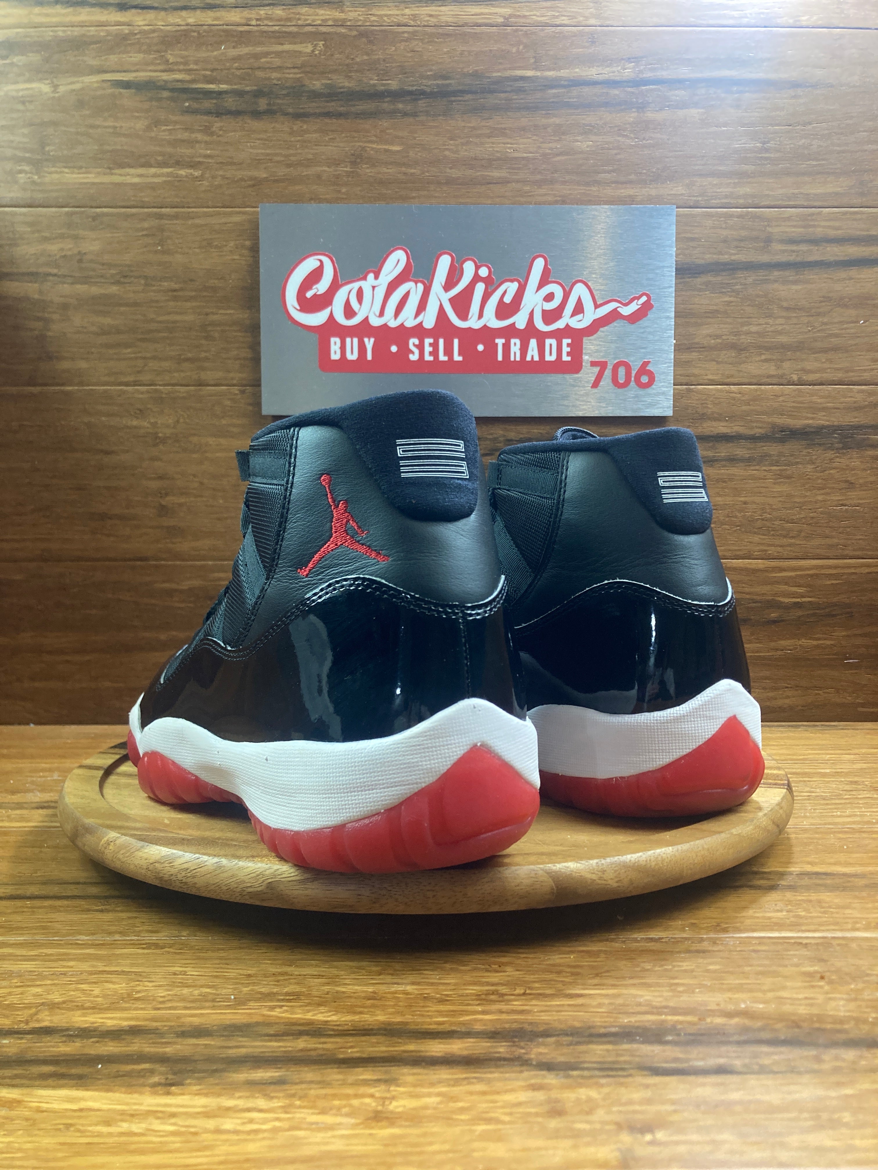 Jordan 11 Retro Playoffs Bred (2019)