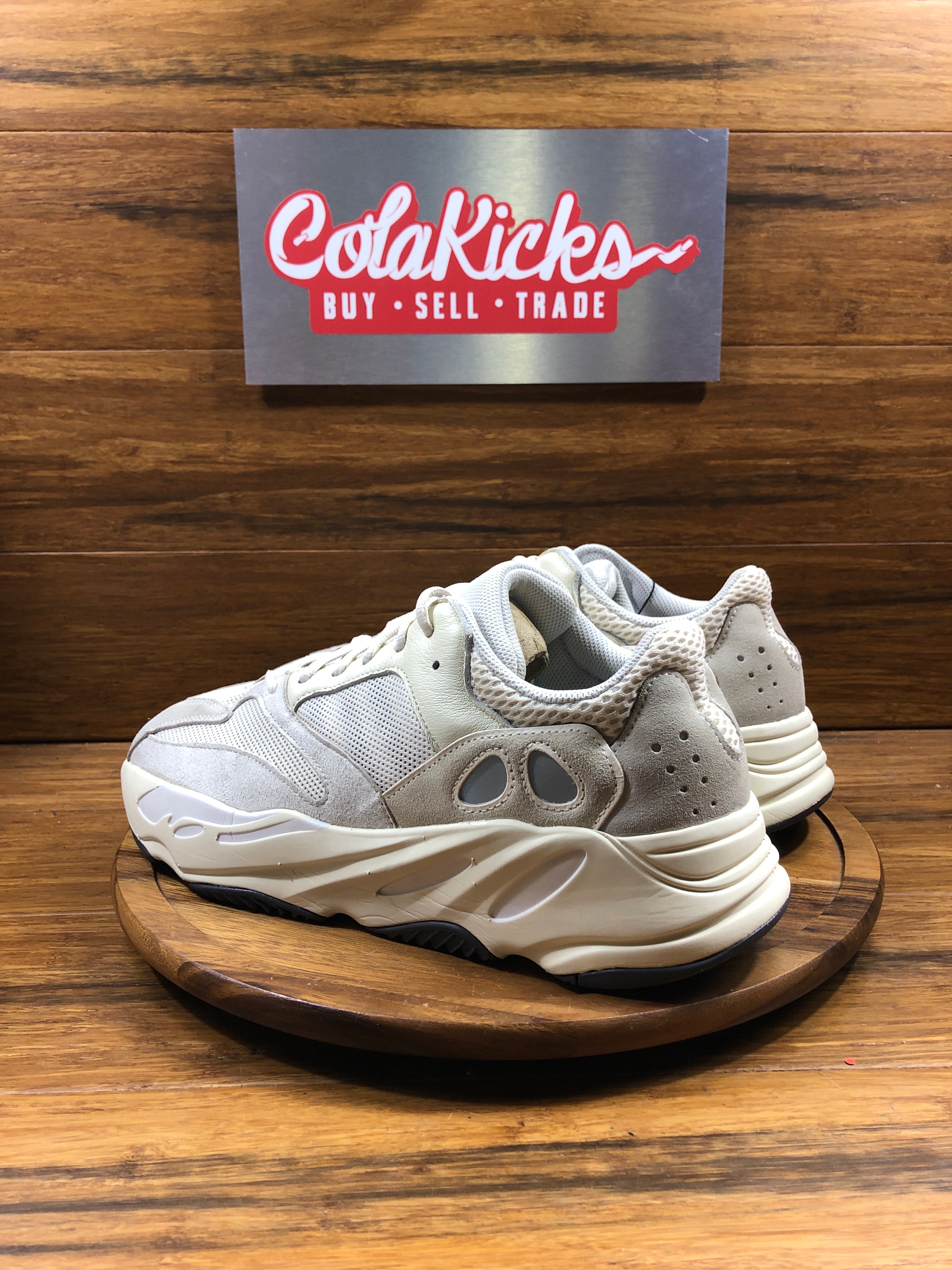 adidas Yeezy Boost 700 Analog