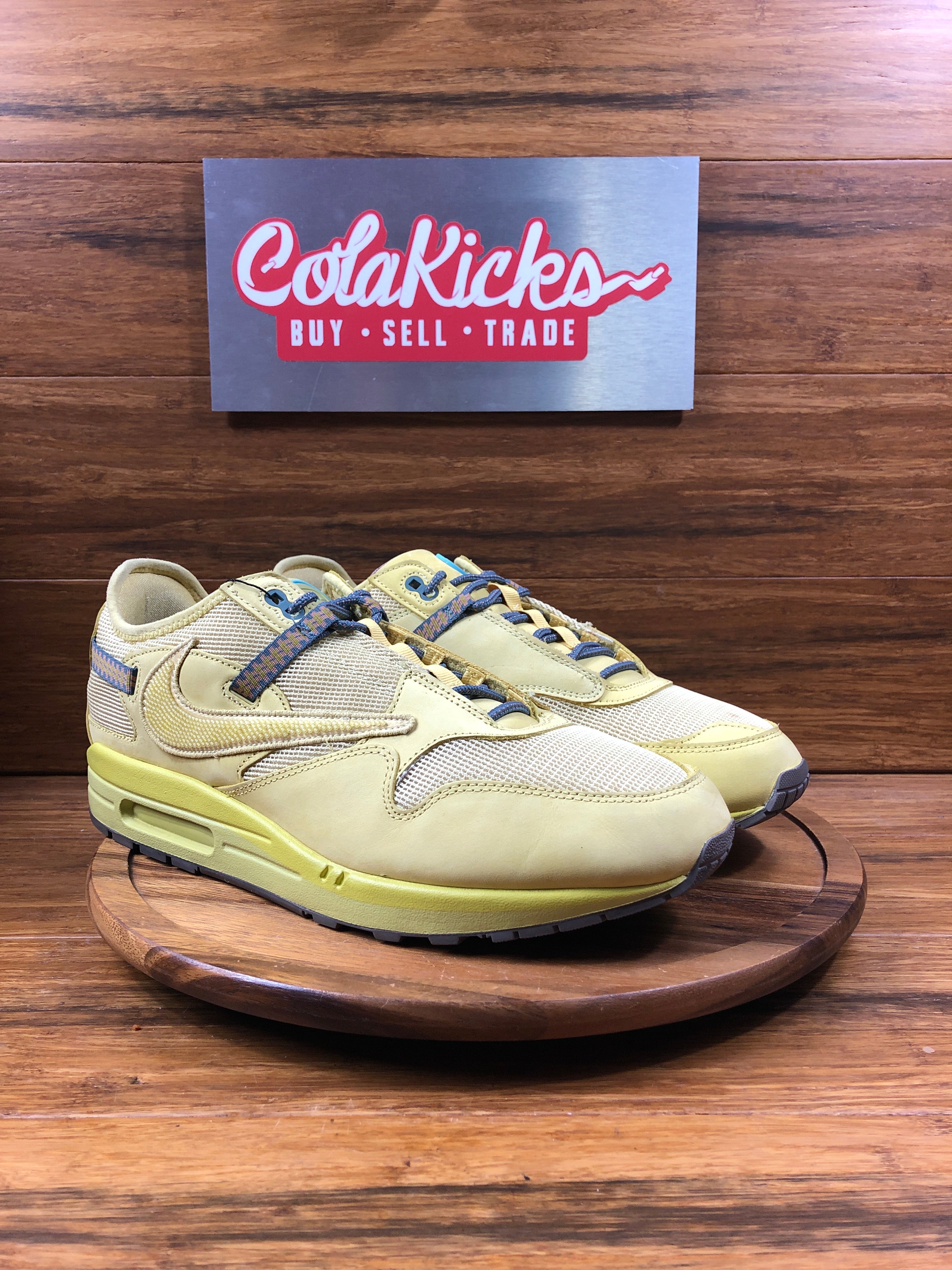 Nike Air Max 1 Travis Scott Cactus Jack Saturn Gold