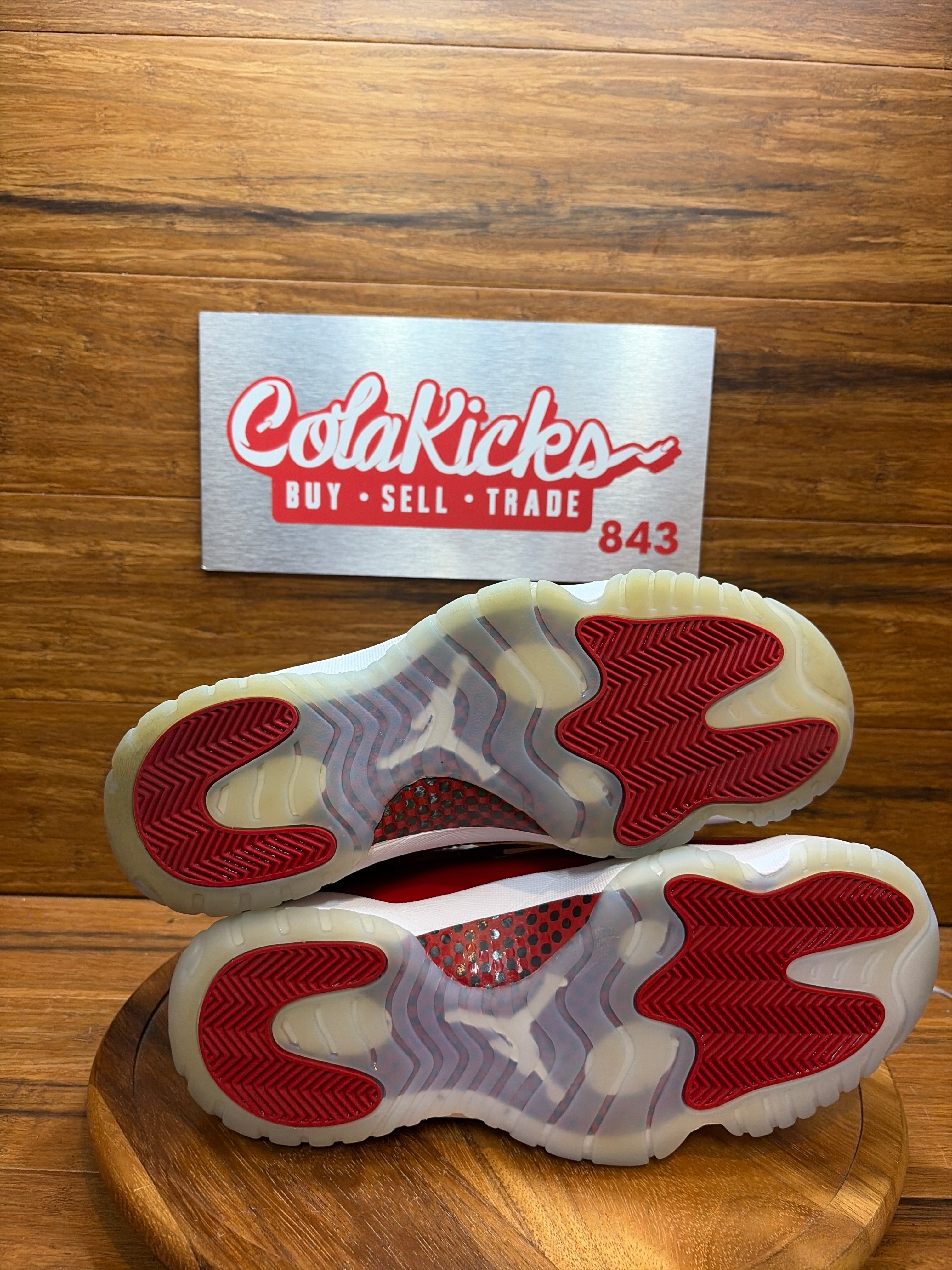 Jordan 11 Retro Cherry (2022)