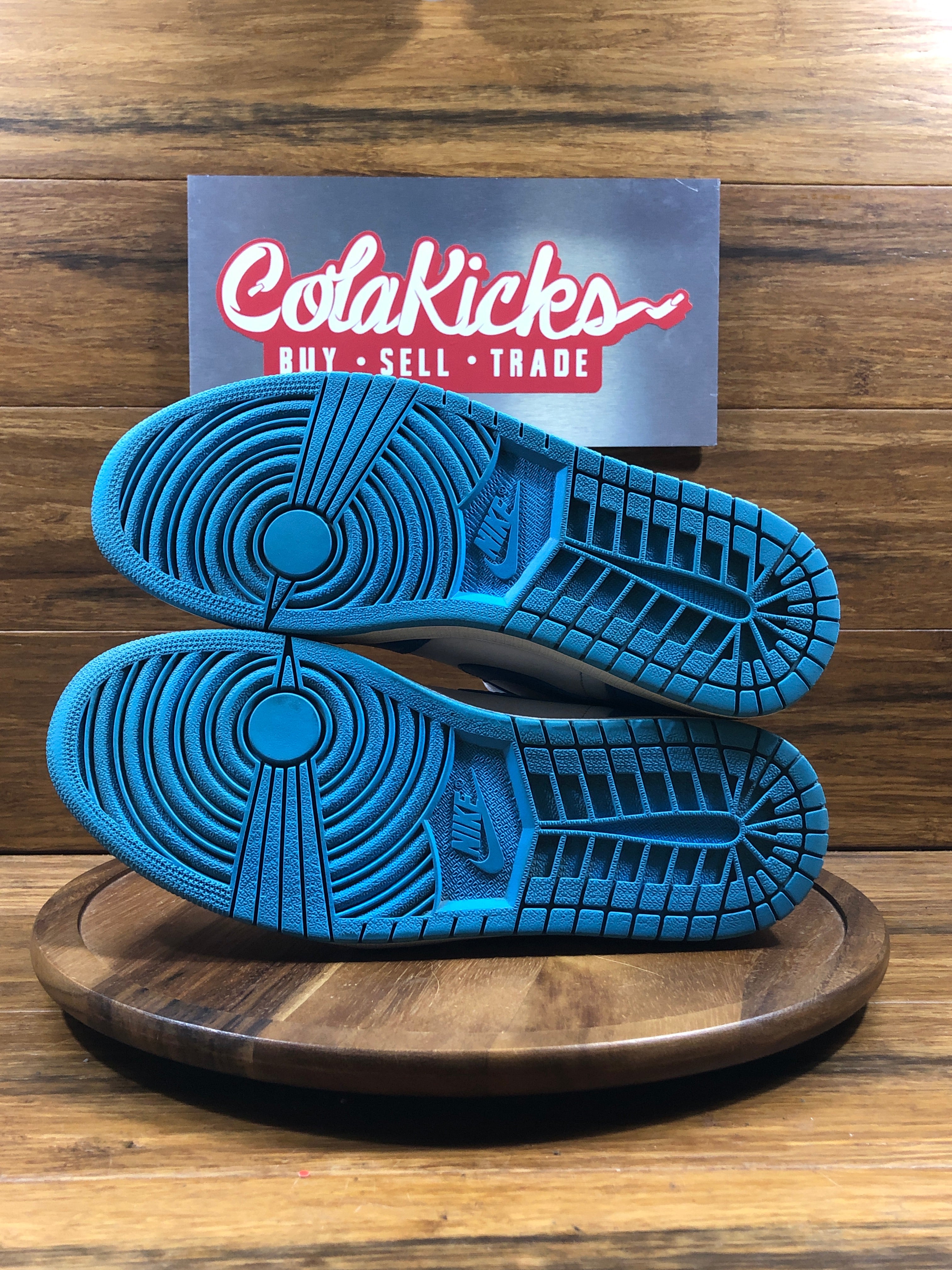 Jordan 1 Retro High OG UNC