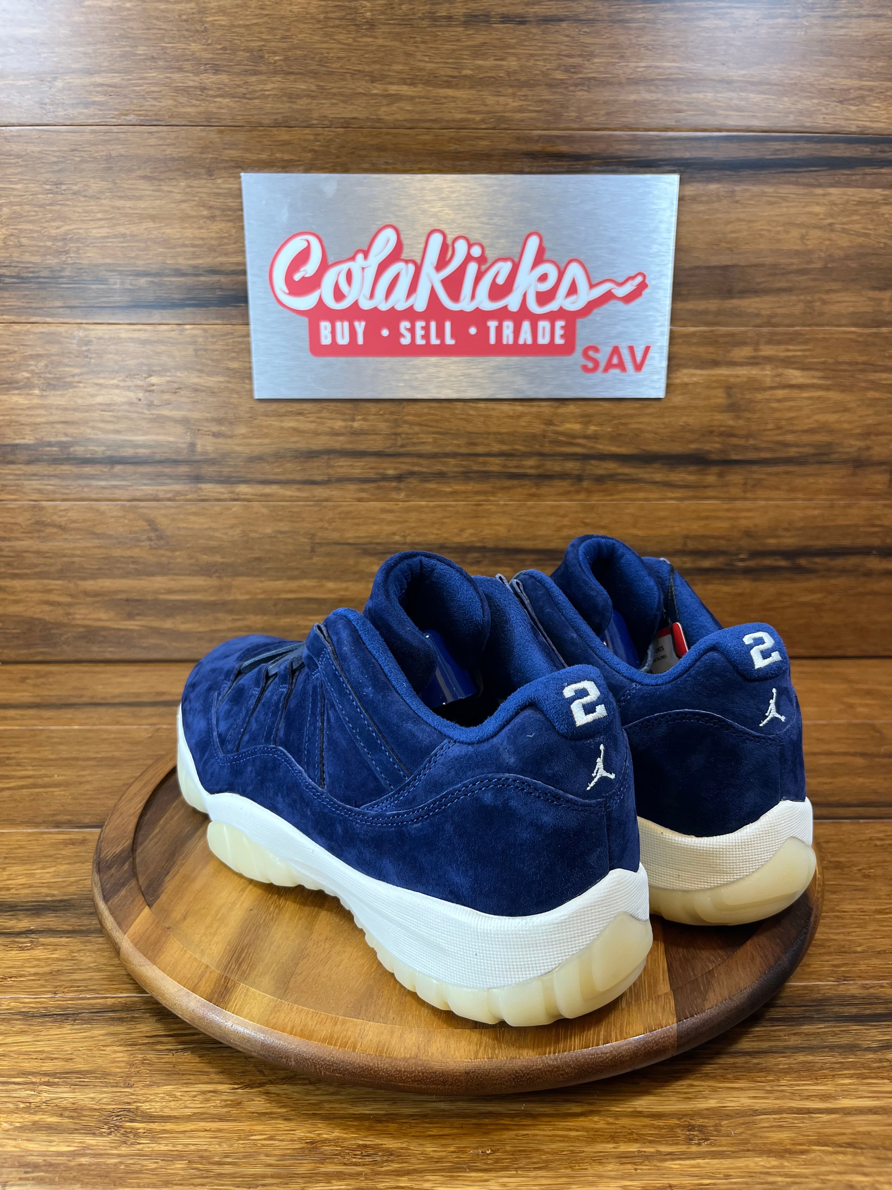 Jordan 11 Retro Low Derek Jeter RE2PECT