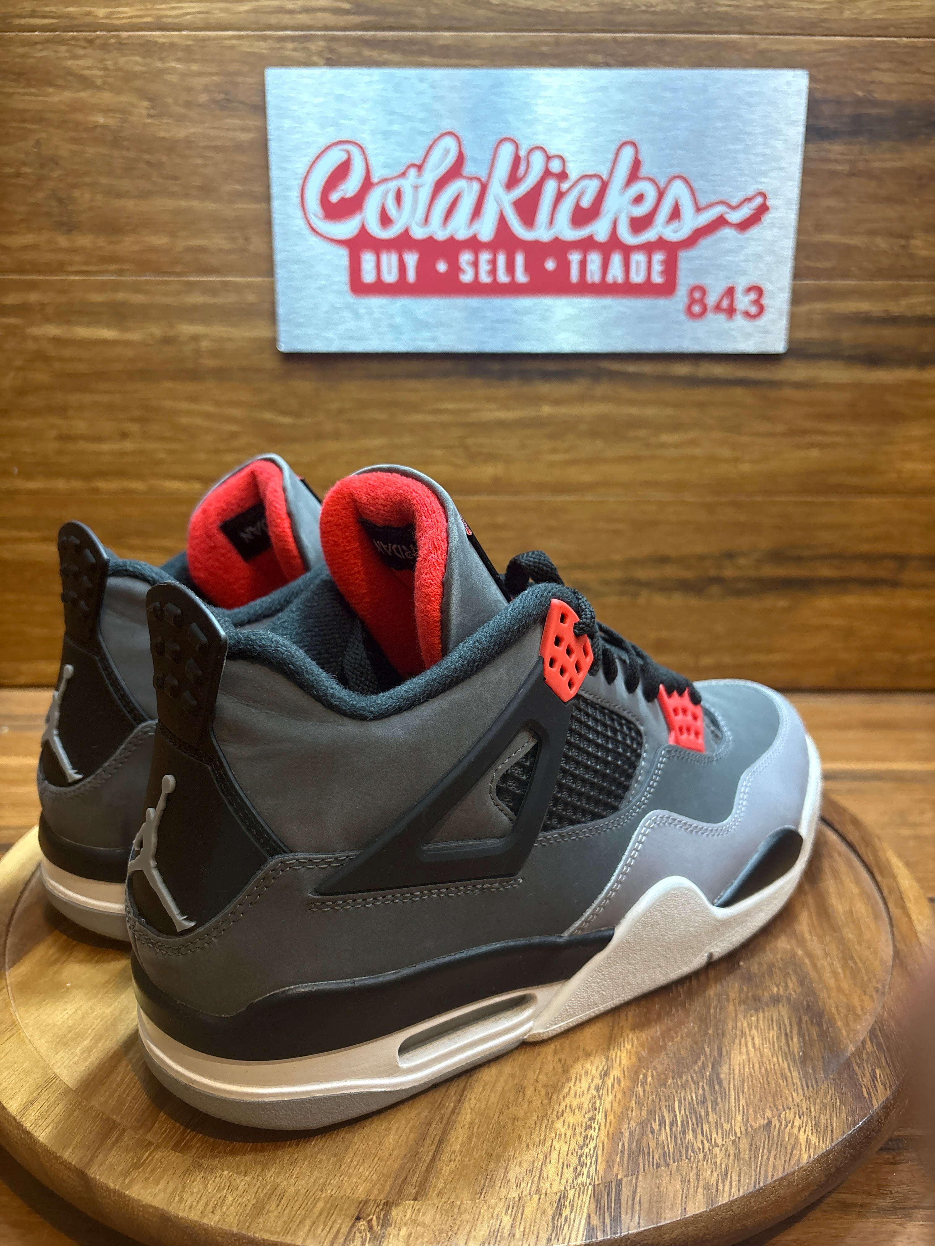 Jordan 4 Retro Infrared