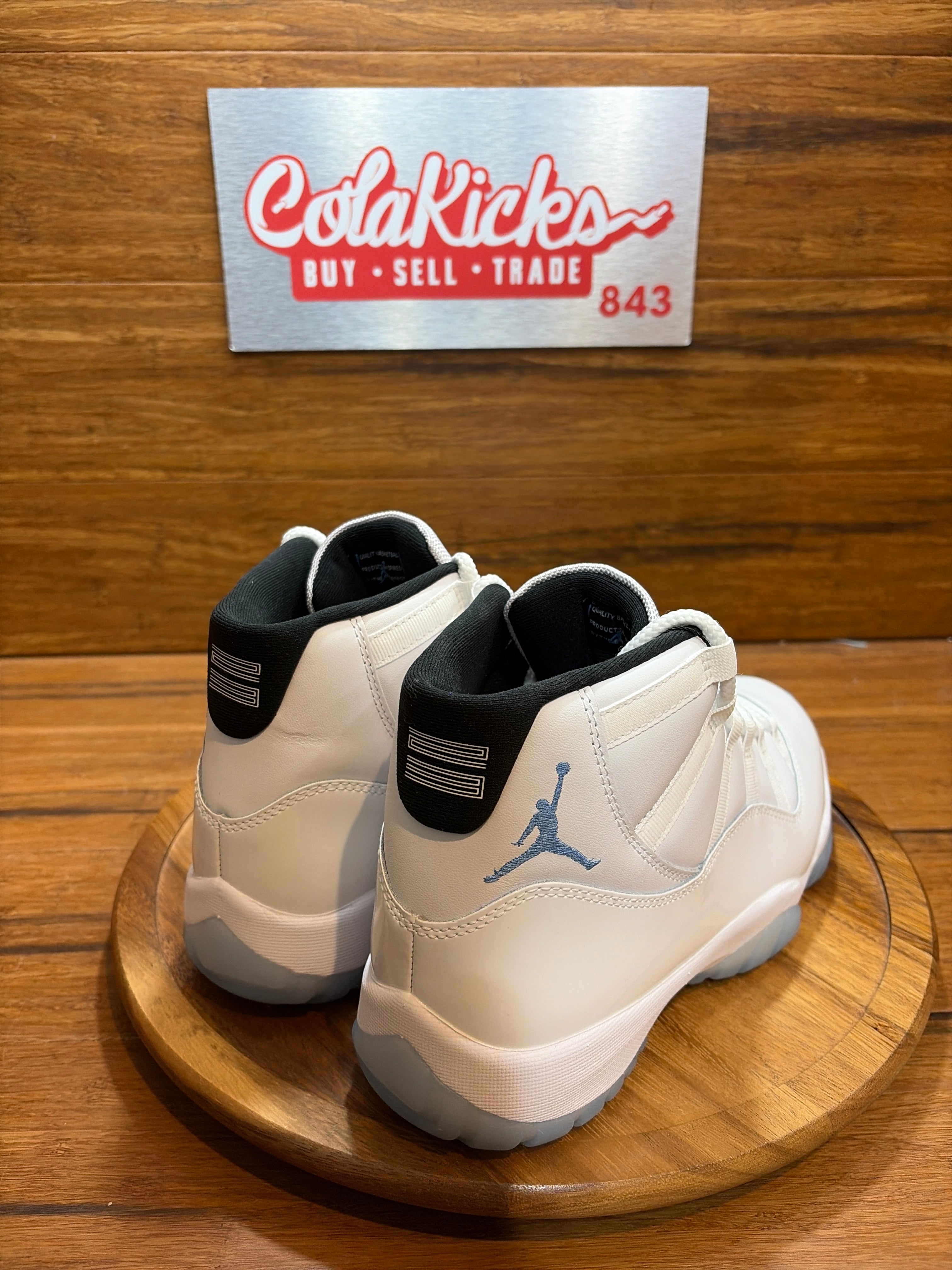 Jordan 11 Retro Legend Blue (2024)