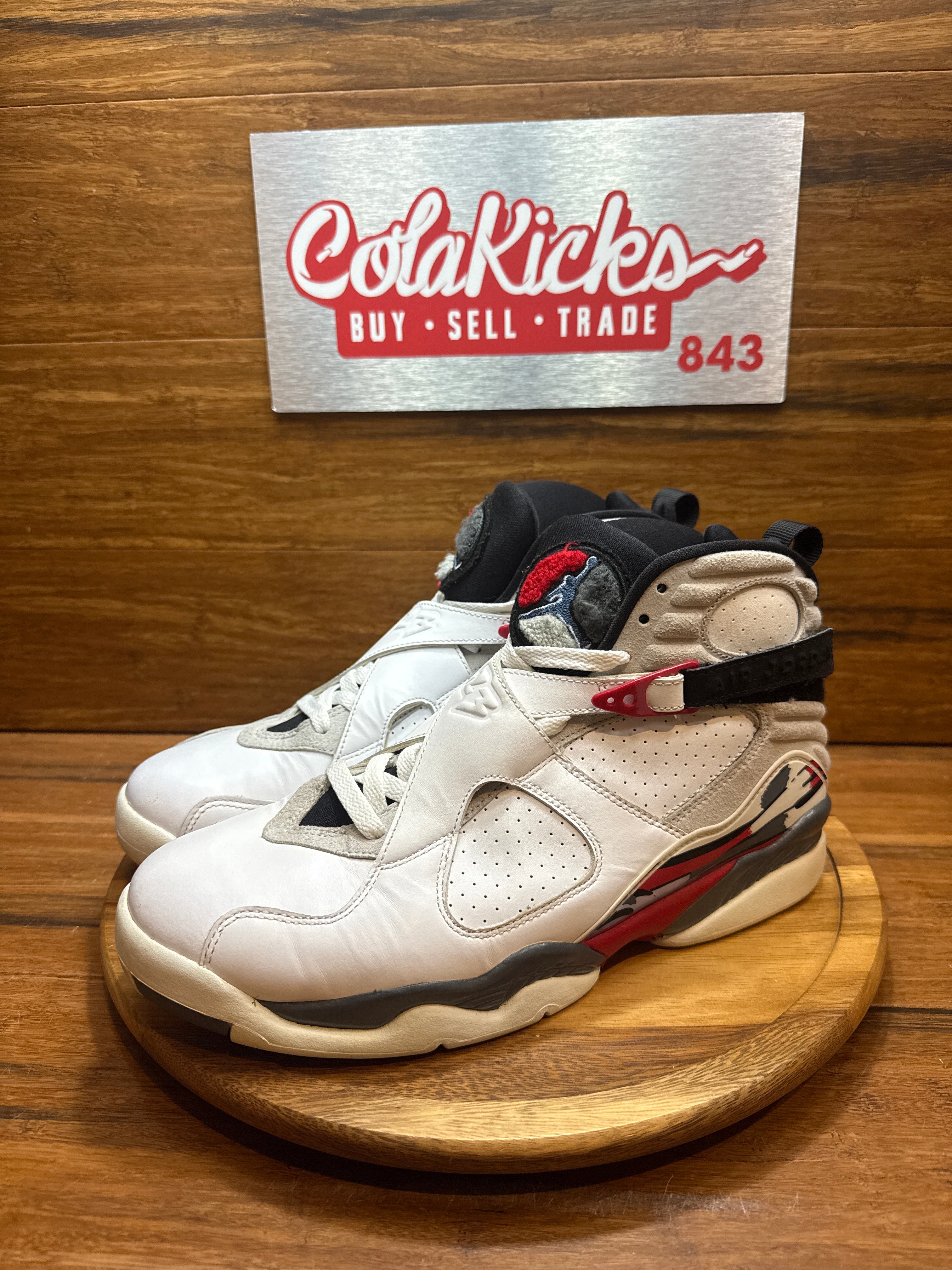 Jordan 8 Retro Bugs Bunny (2013)