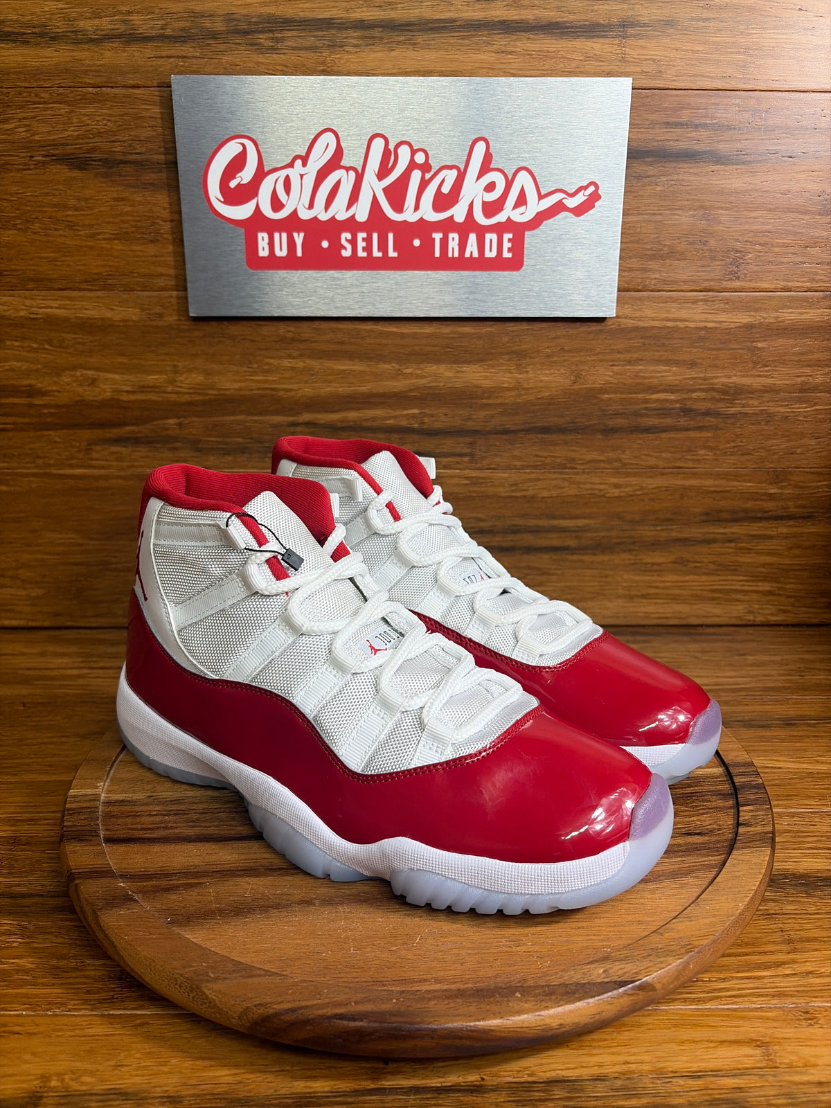 Jordan 11 Retro Cherry (2022)