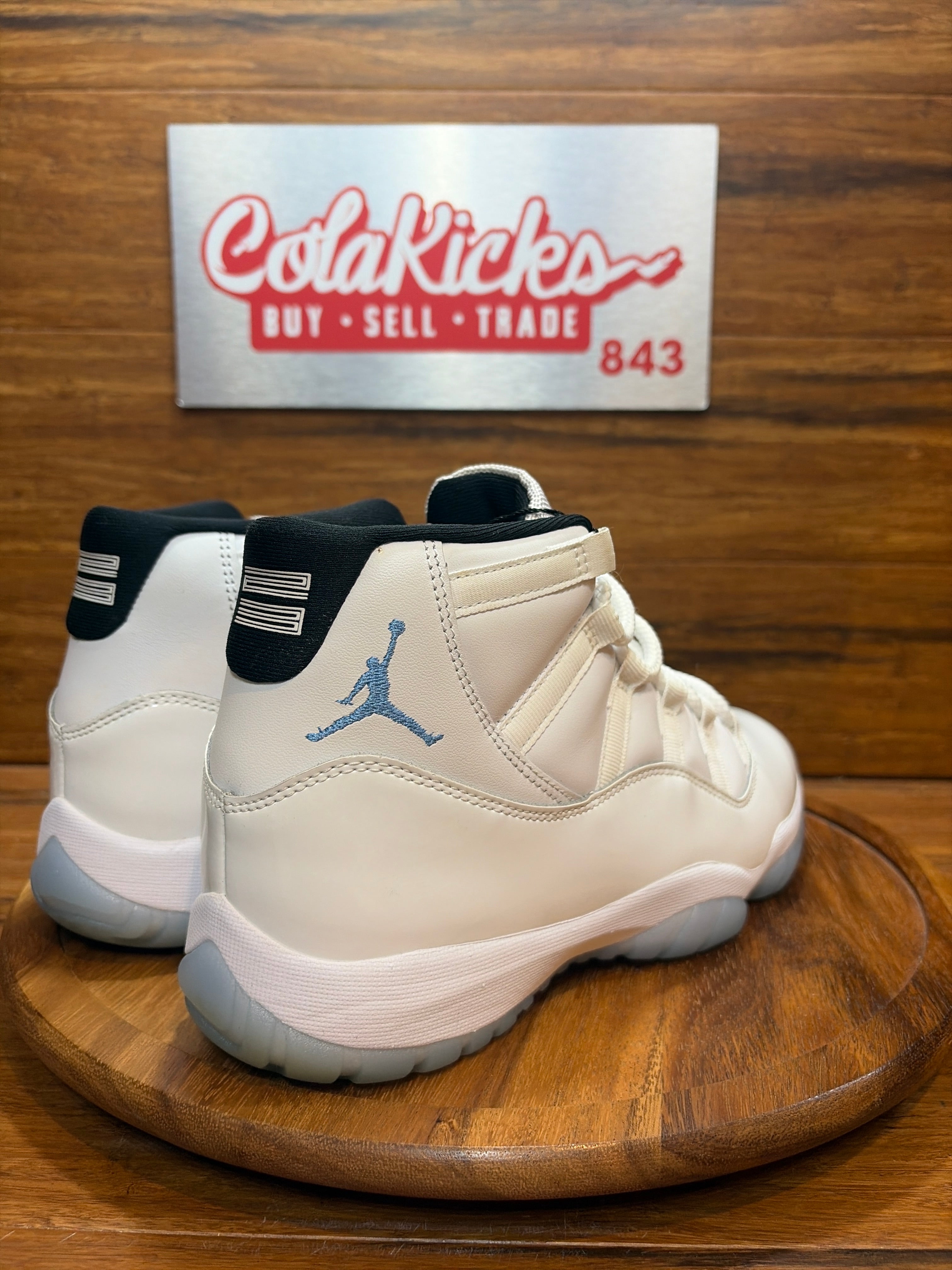 Jordan 11 Retro Legend Blue (2024)