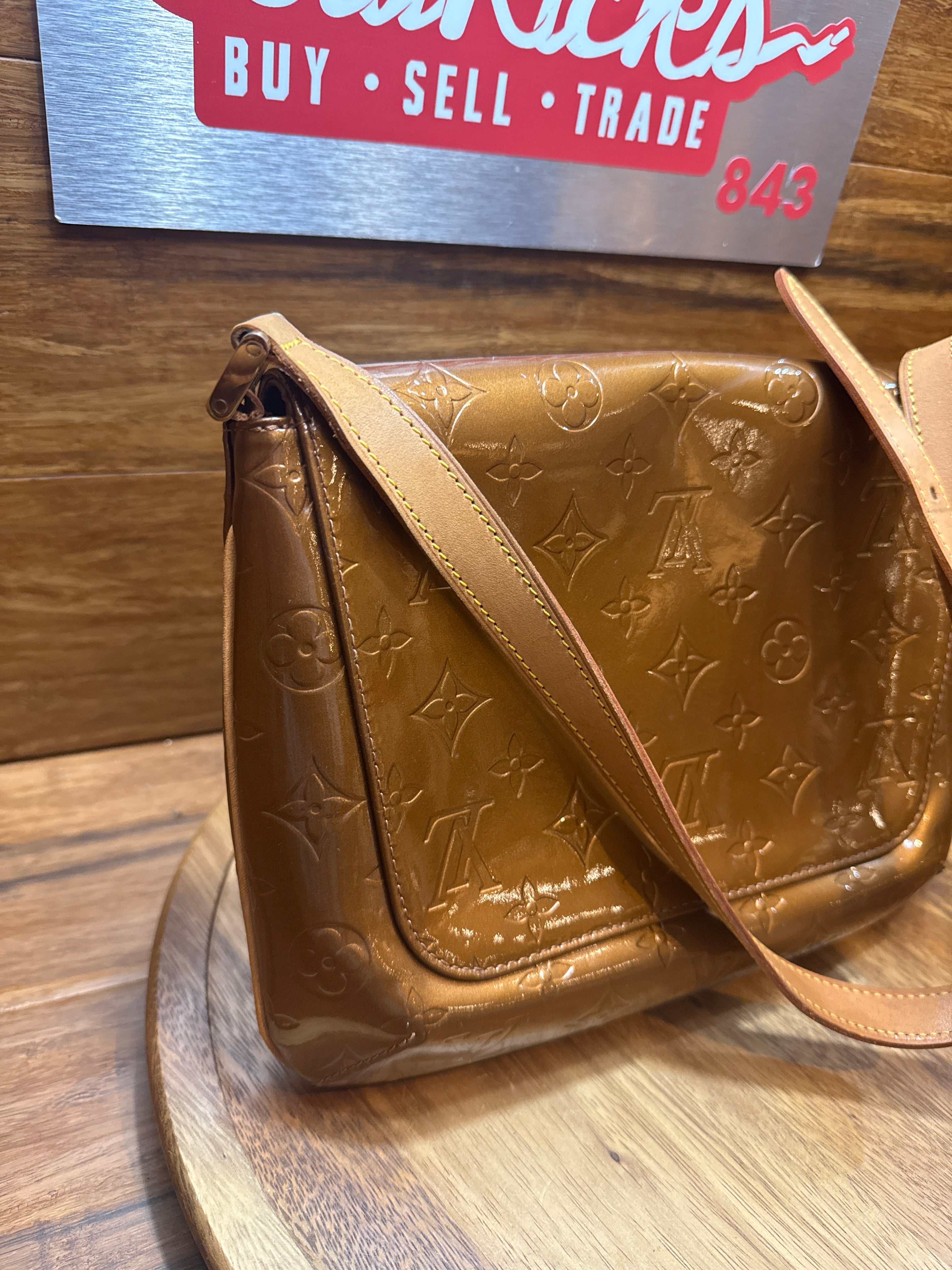 Louis Vuitton Vernis Thompson