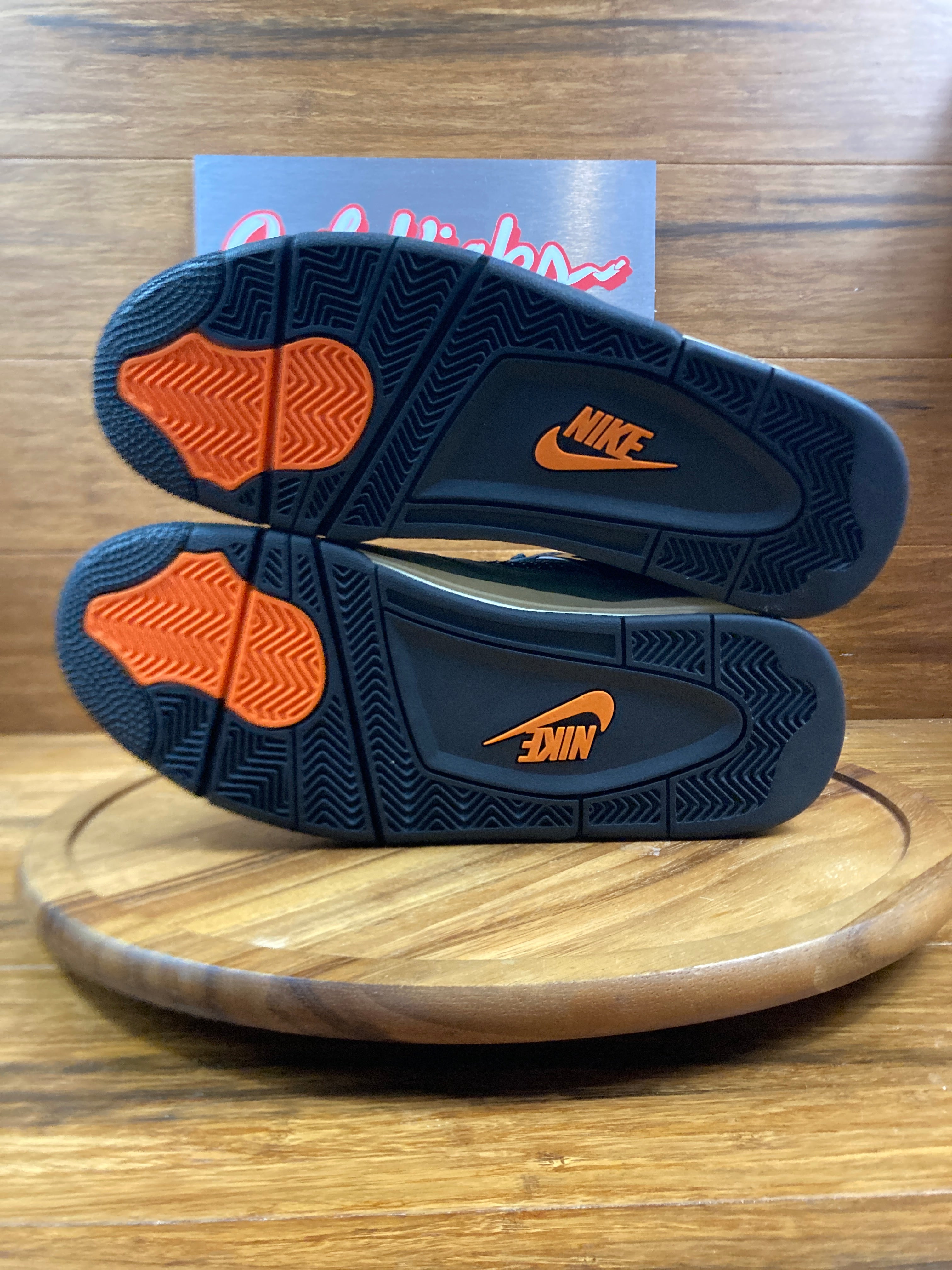 Jordan 4 Retro OG SP Undefeated (2025)