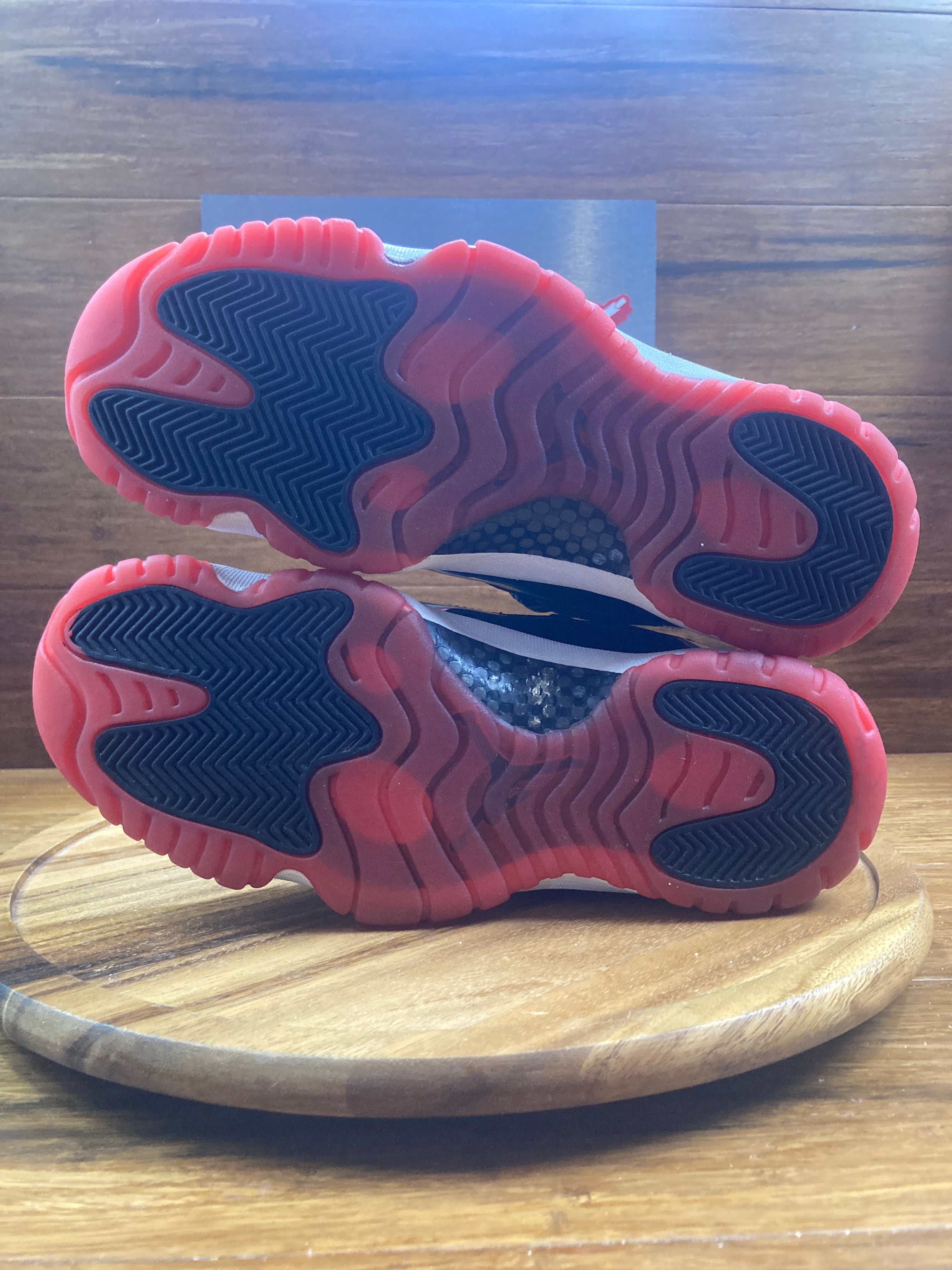 Jordan 11 Retro Low Bred (2025)